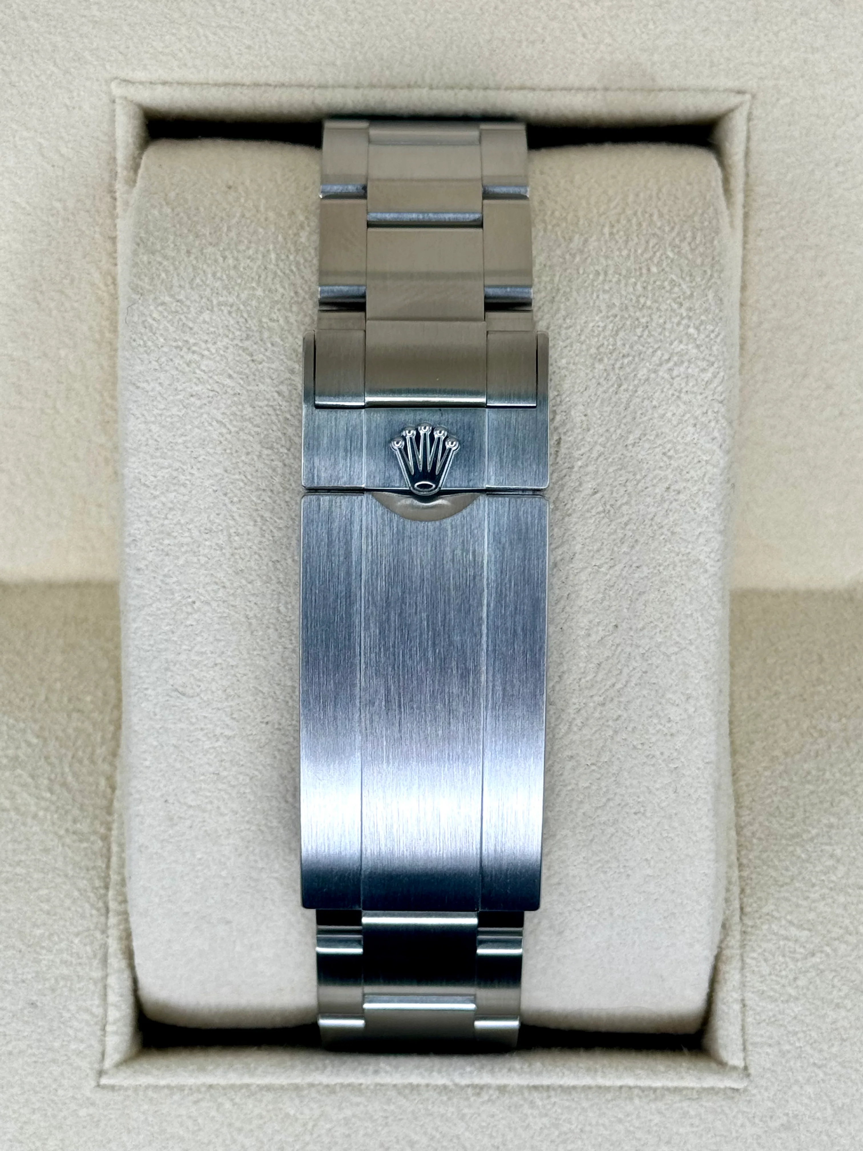 2021 Rolex Submariner 41mm 126610LN Stainless Steel Black Dial - Image 2