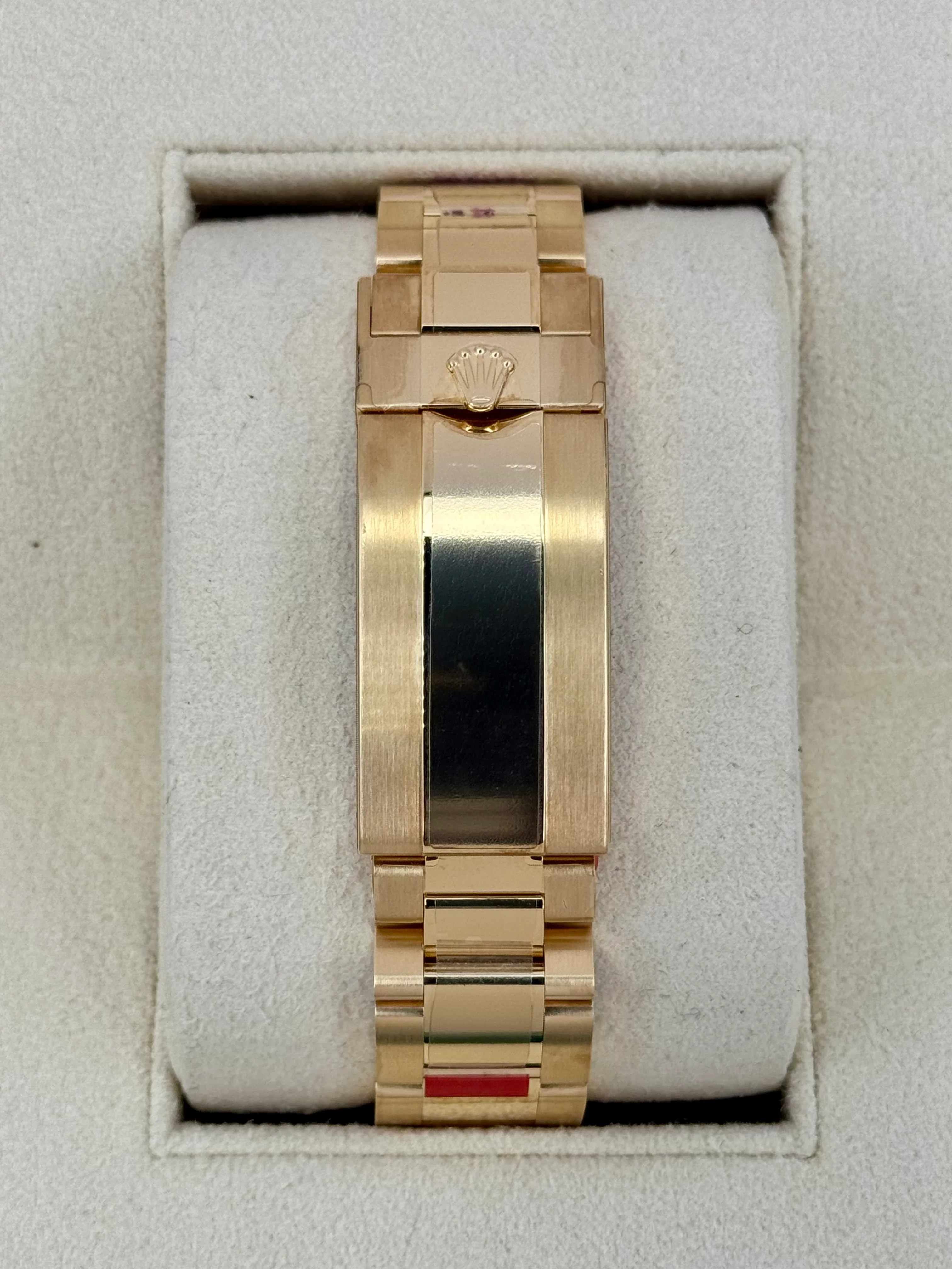 2021 Rolex Submariner 41mm 126618LN Yellow Gold Black Dial - Image 2