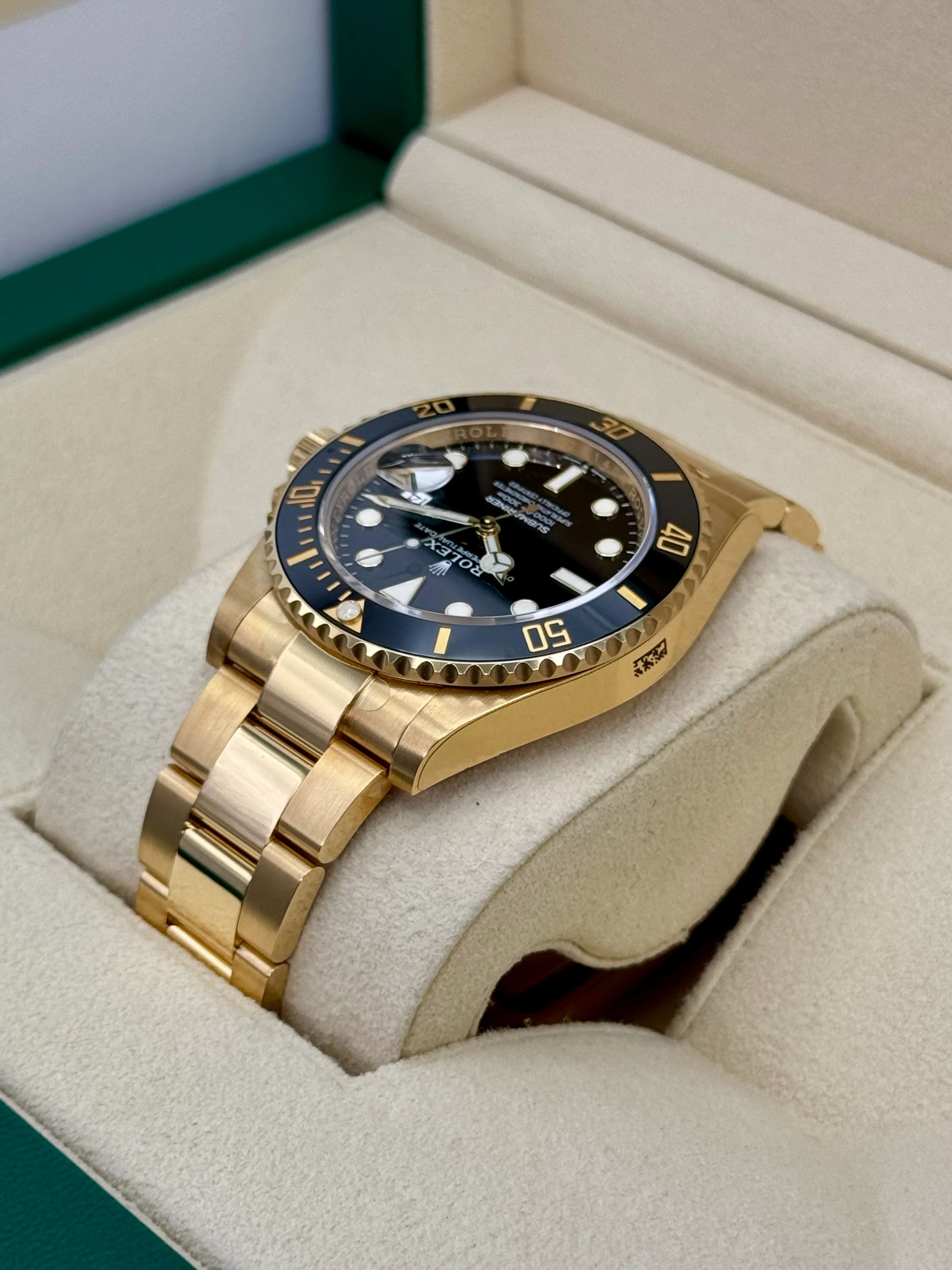 2021 Rolex Submariner 41mm 126618LN Yellow Gold Black Dial - Image 7