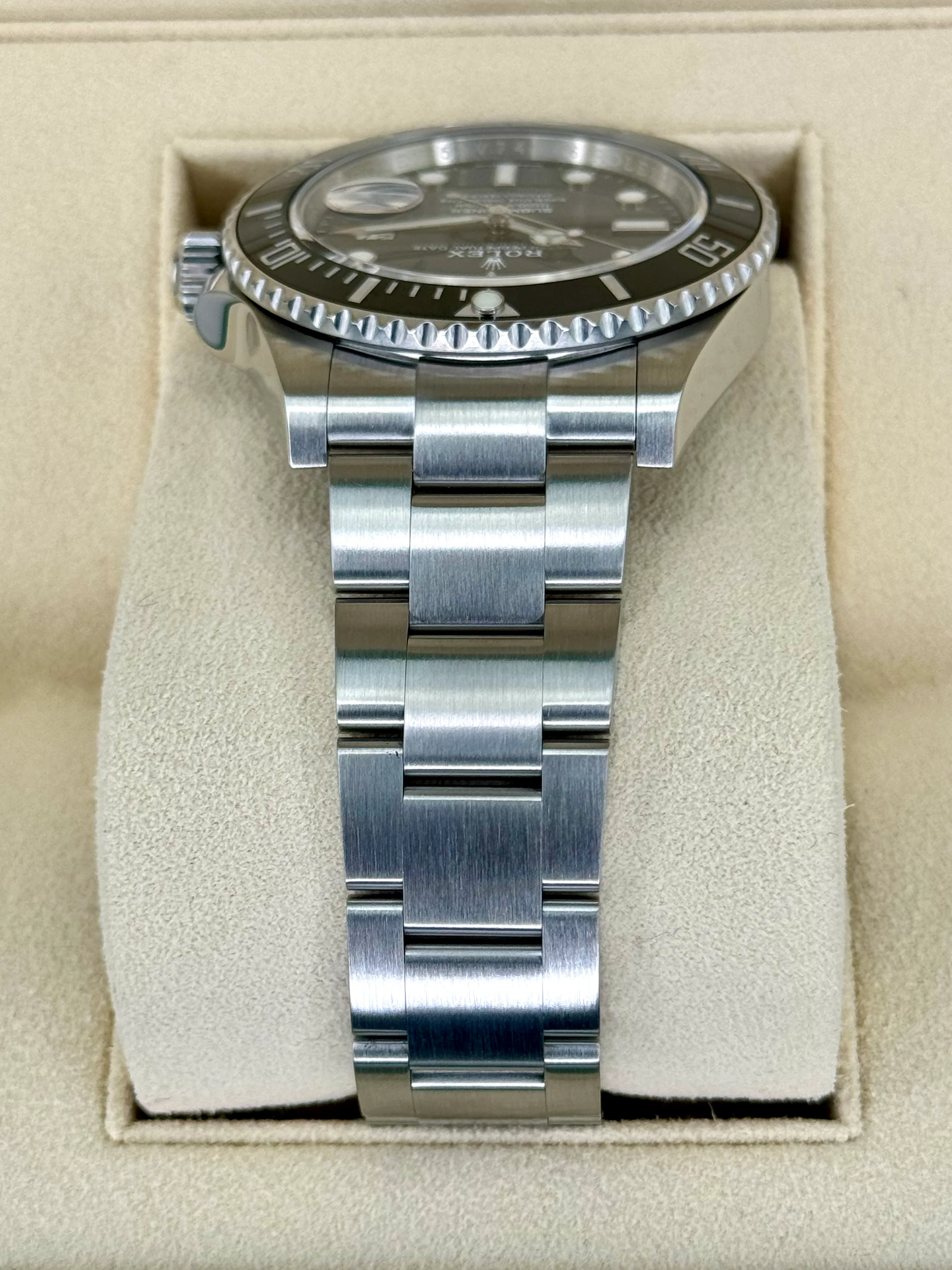 2021 Rolex Submariner 41mm 126610LN Stainless Steel Black Dial - Image 4