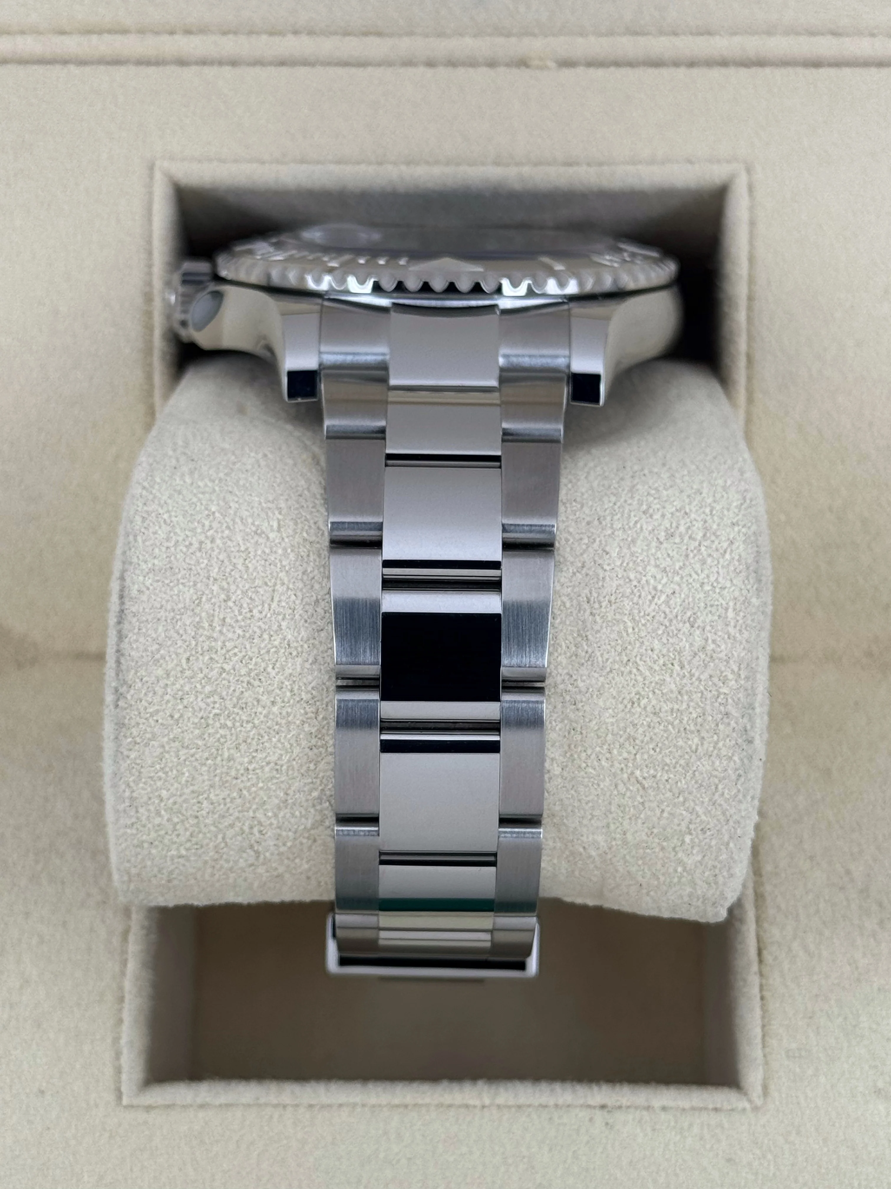 NEW 2021 Rolex Yacht-Master 40mm 126622 Stainless Steel Slate Dial - Image 4