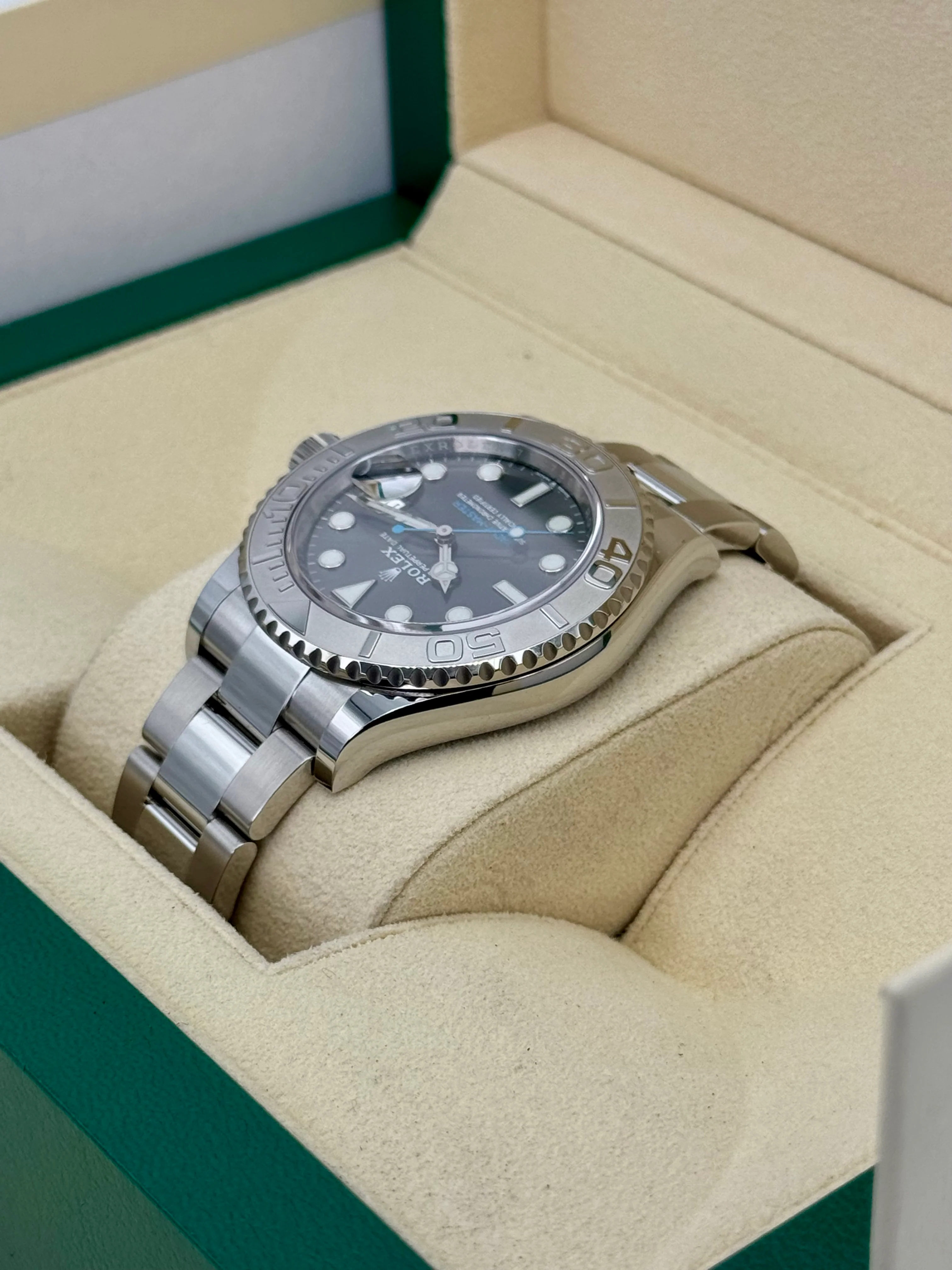 NEW 2021 Rolex Yacht-Master 40mm 126622 Stainless Steel Slate Dial - Image 7