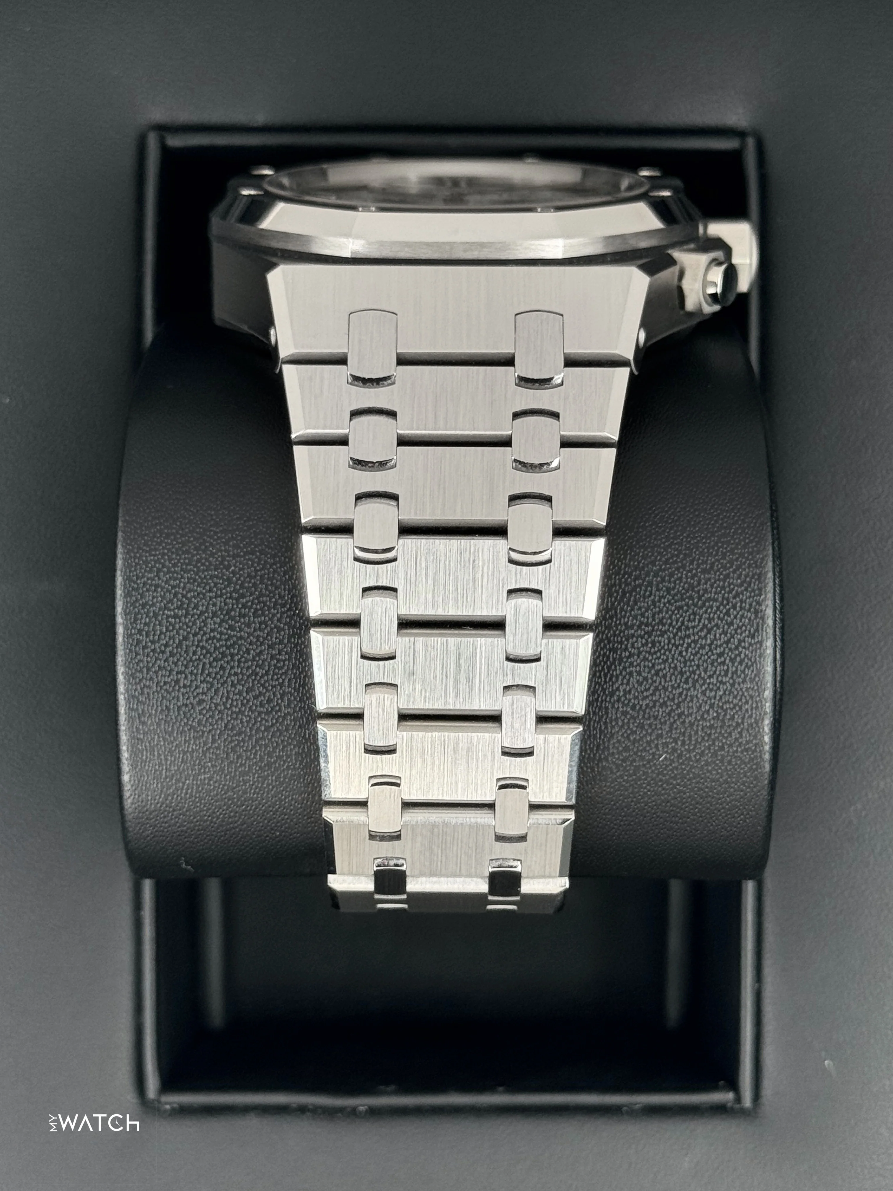 2022 Audemars Piguet 41mm 26240ST 50th Anniversary Chronograph - Image 3