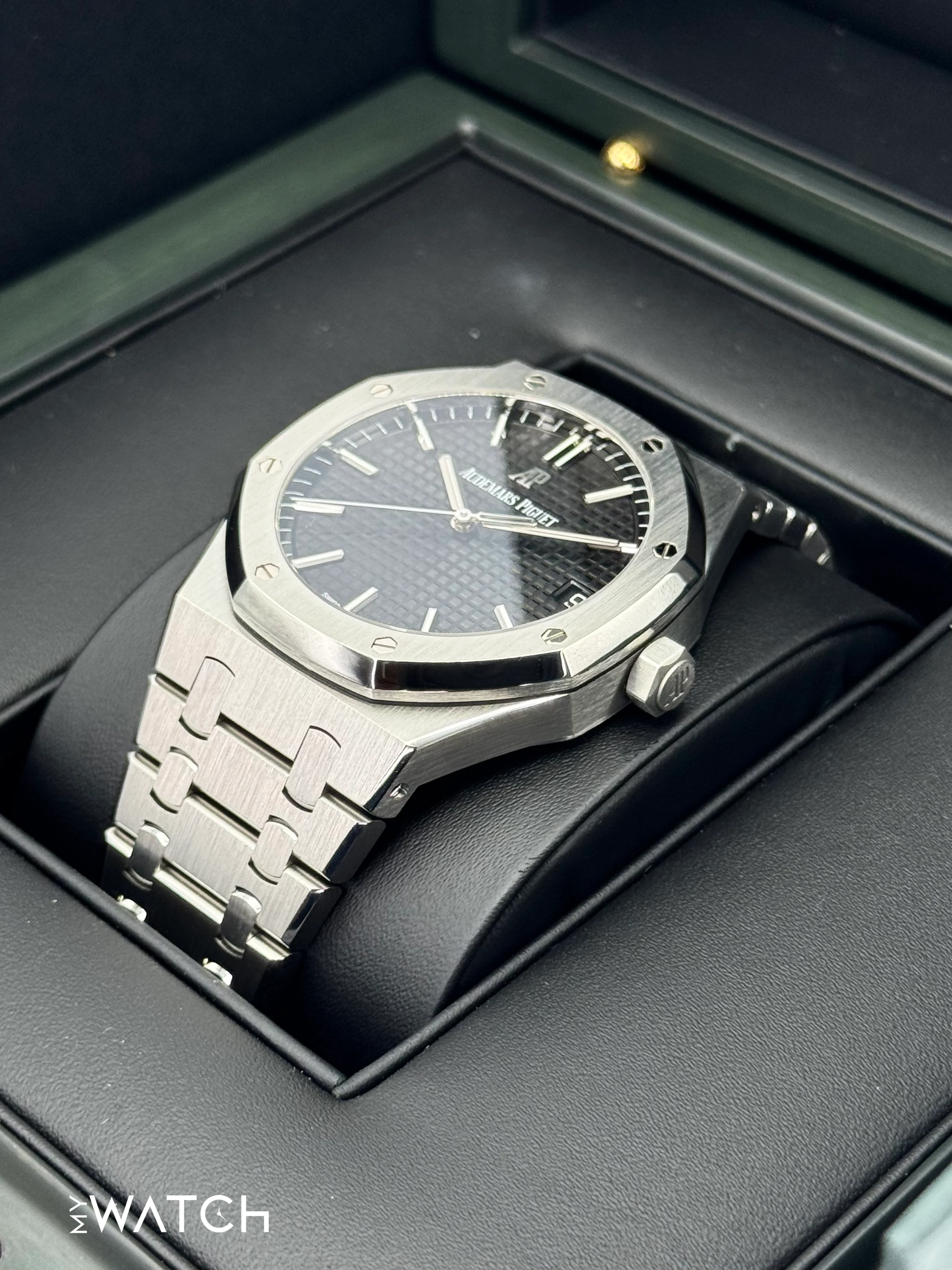 2022 Audemars Piguet Royal Oak 41mm 15500ST Black Dial - Image 5