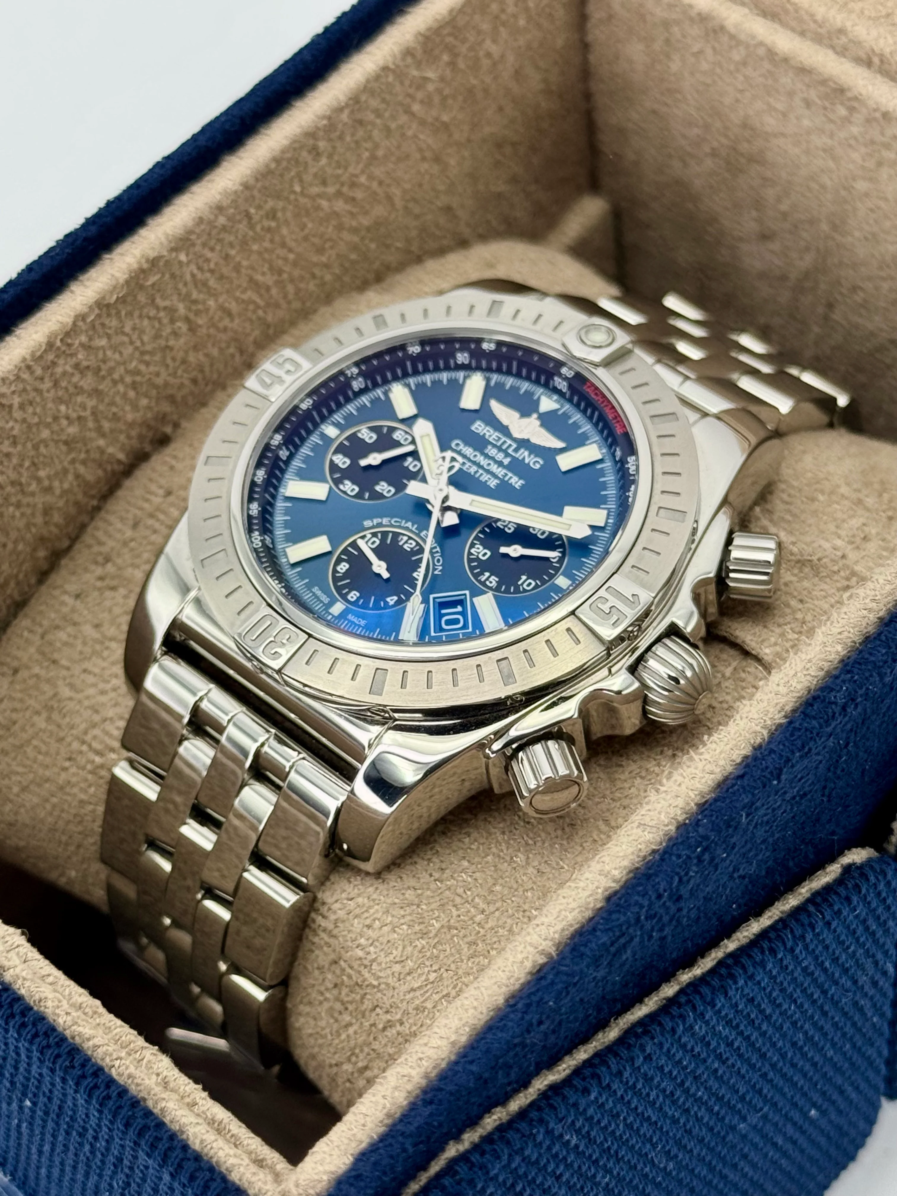 2022 Breitling Chronomat B01 44mm AB0115 Stainless Steel Blue Dial - Image 5