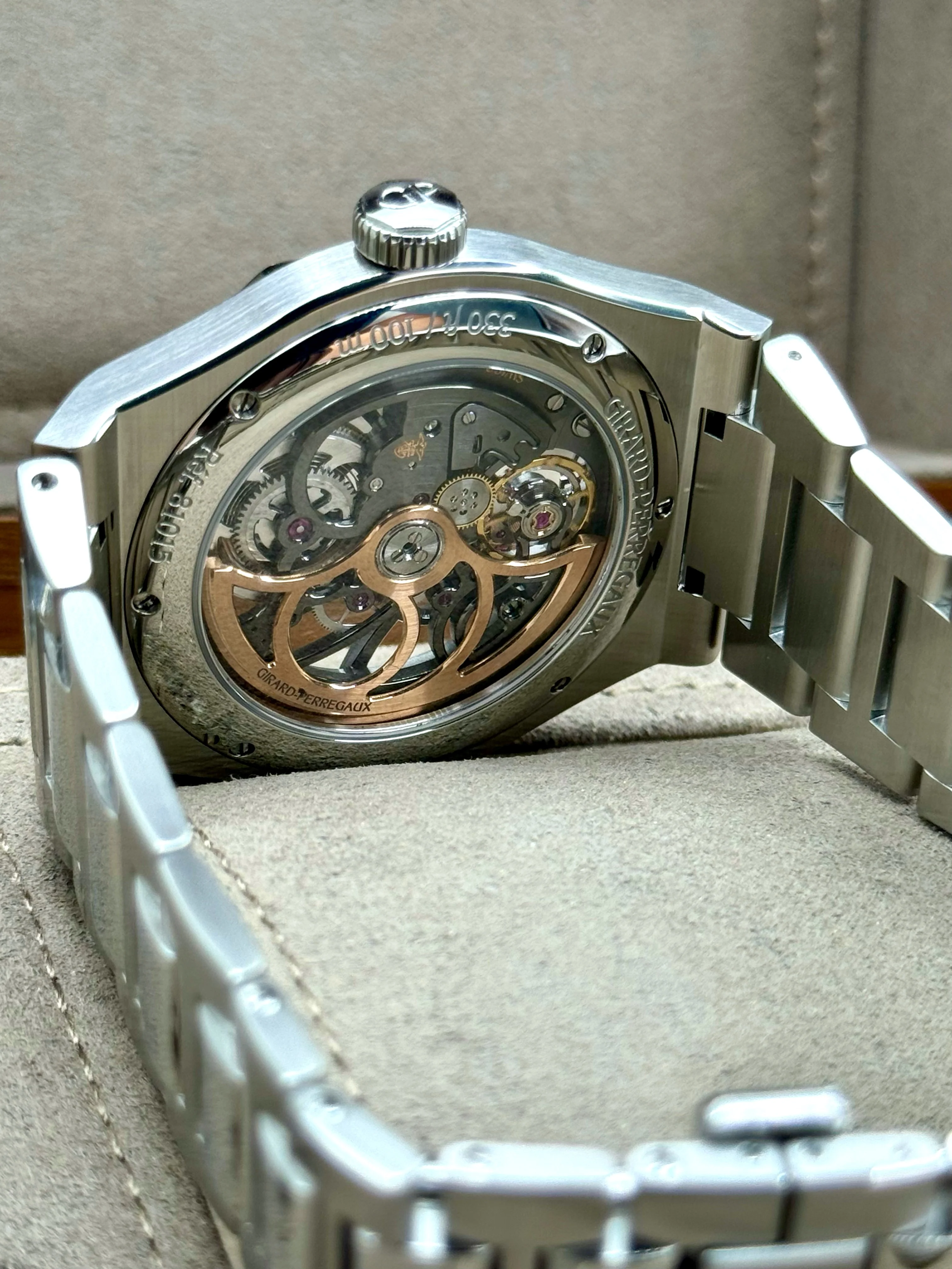 2022 Girard-Perregaux Laureato 42mm 81015-11-001-11A Skelton Dial - Image 11