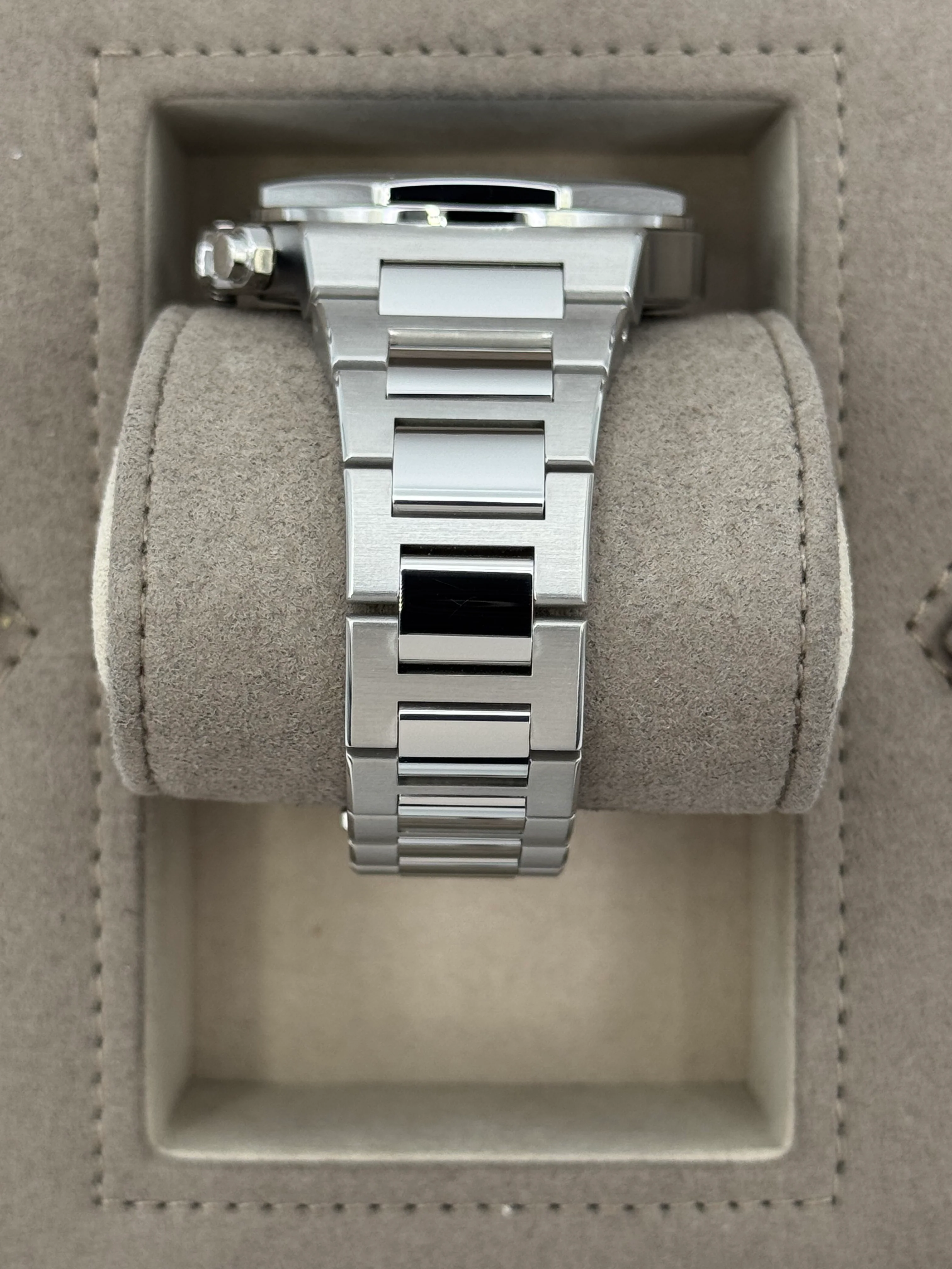 2022 Girard-Perregaux Laureato Chronograph 42mm 81020-11-431-11A Blue Dial - Image 4