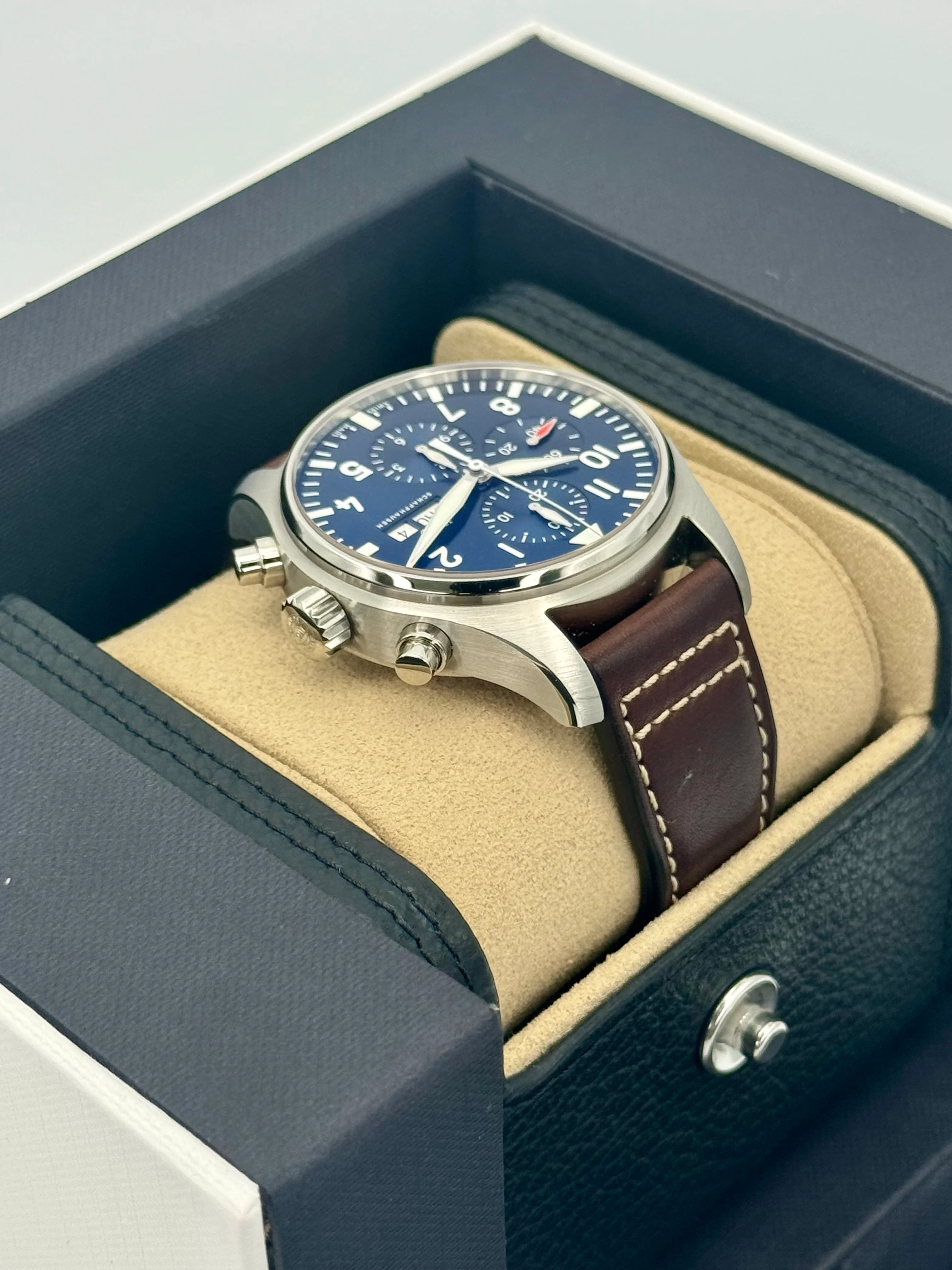 2022 IWC Pilot's Chronograph 43mm IW377714 Stainless Steel Blue Dial - Image 8
