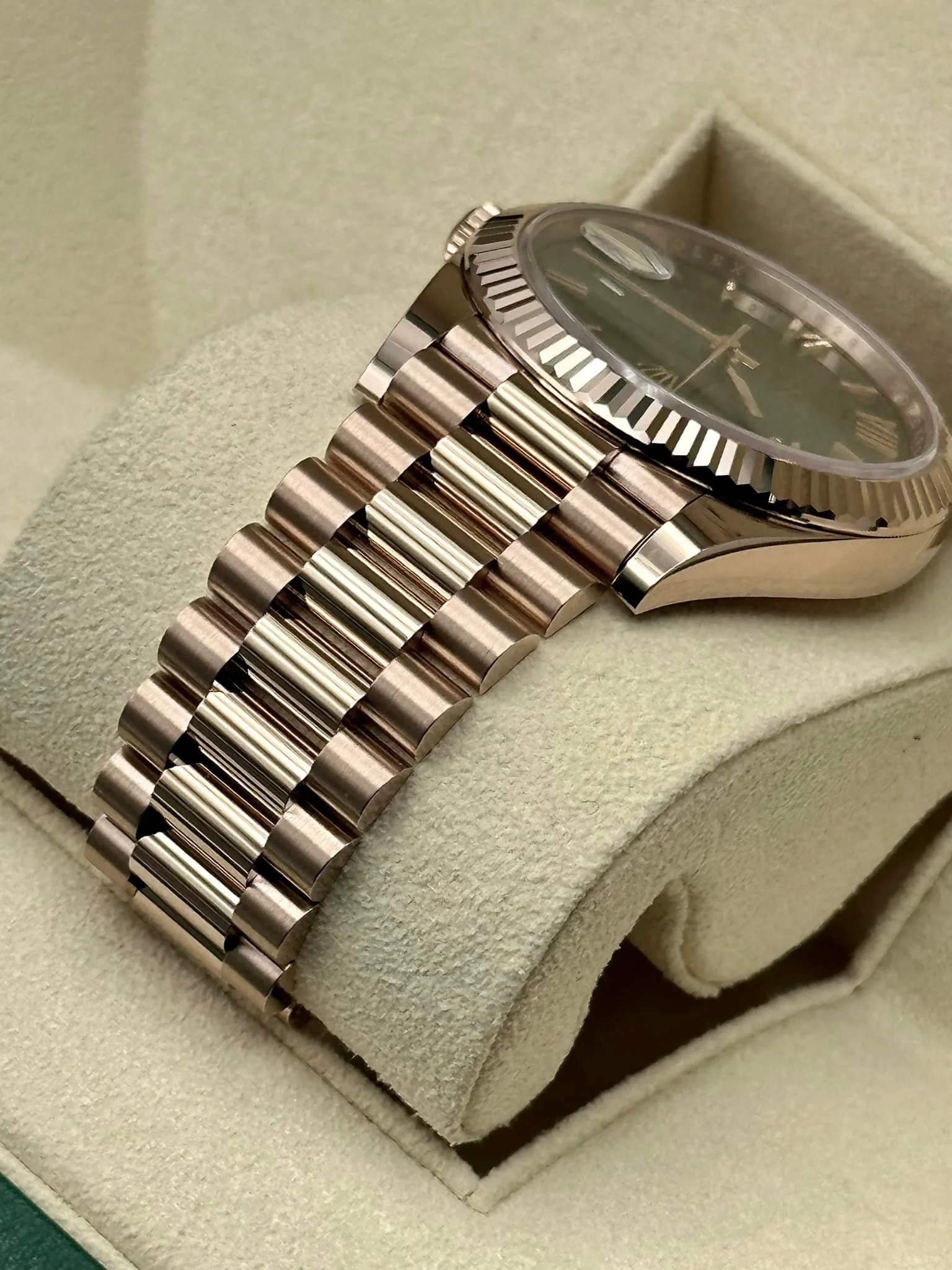 NEW 2022 Rolex Day-Date 40 228235 Rose Gold Olive Dial Arabic Calendar - Image 5