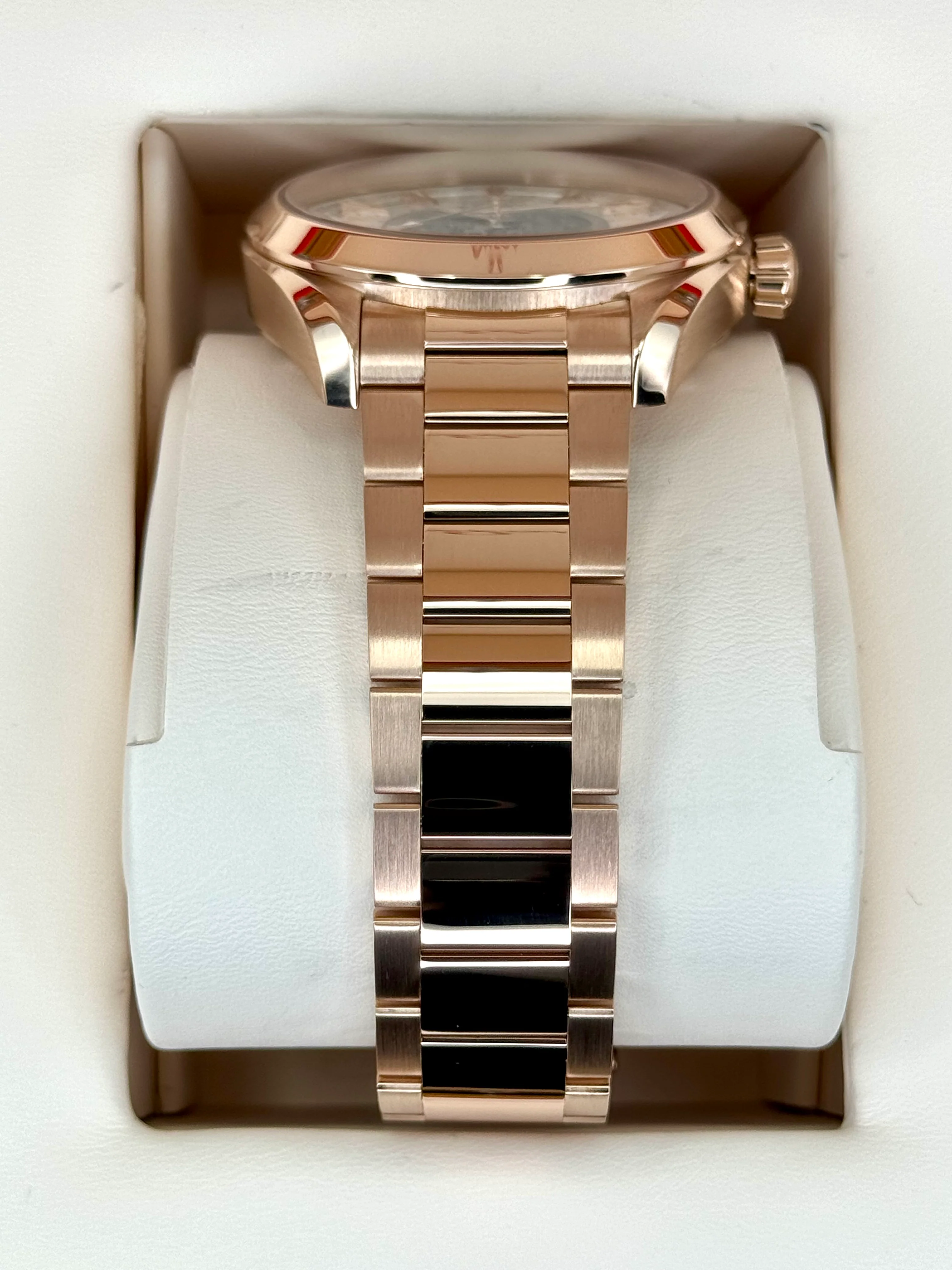 2022 Omega Seamaster Aqua Terra Sedna Gold 22050432202001 - Image 3