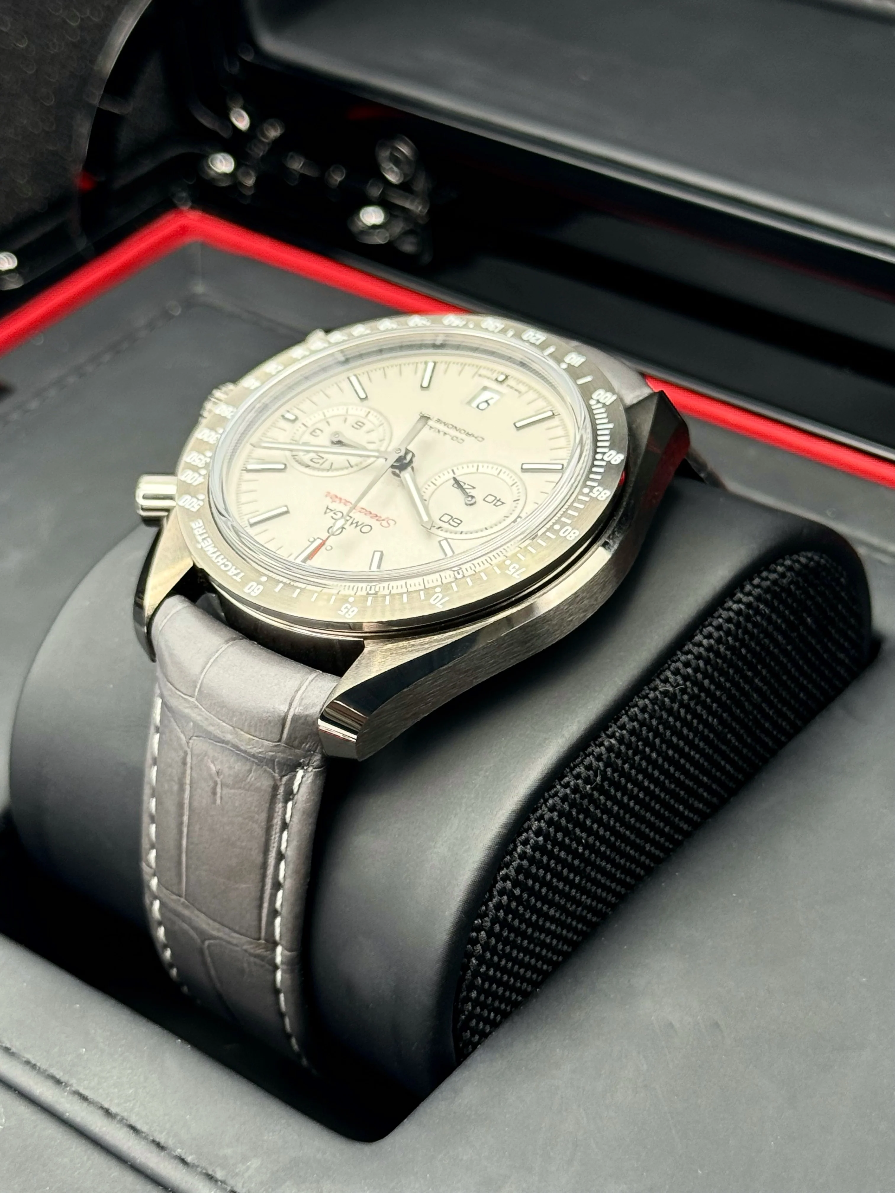2022 Speedmaster Dark Side Of The Moon 44.25mm Grey Ceramic - Image 7
