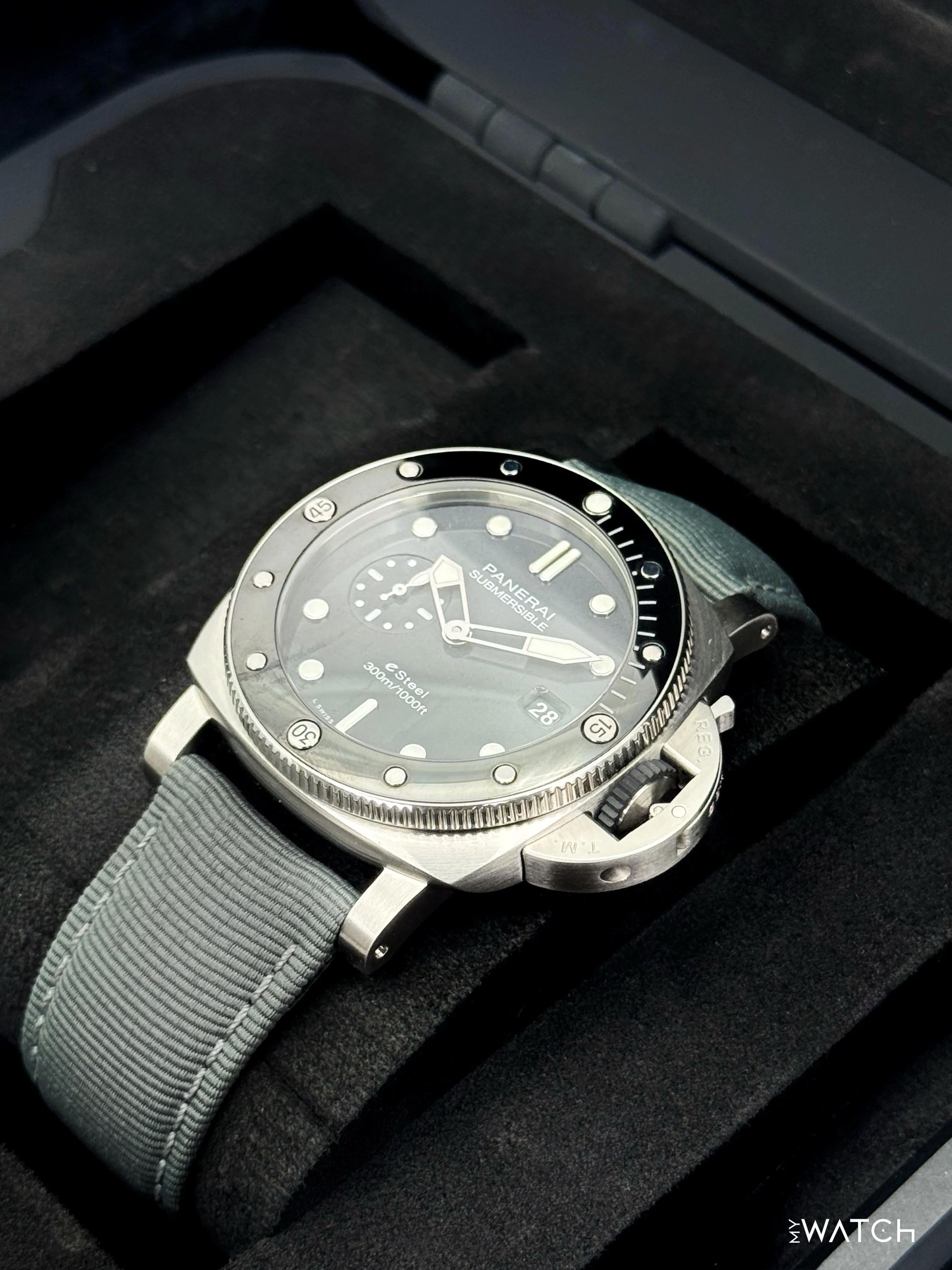 2022 Panerai Quarantaquattro 44mm PAM01288 Stainless Steel Grey Dial - Image 5
