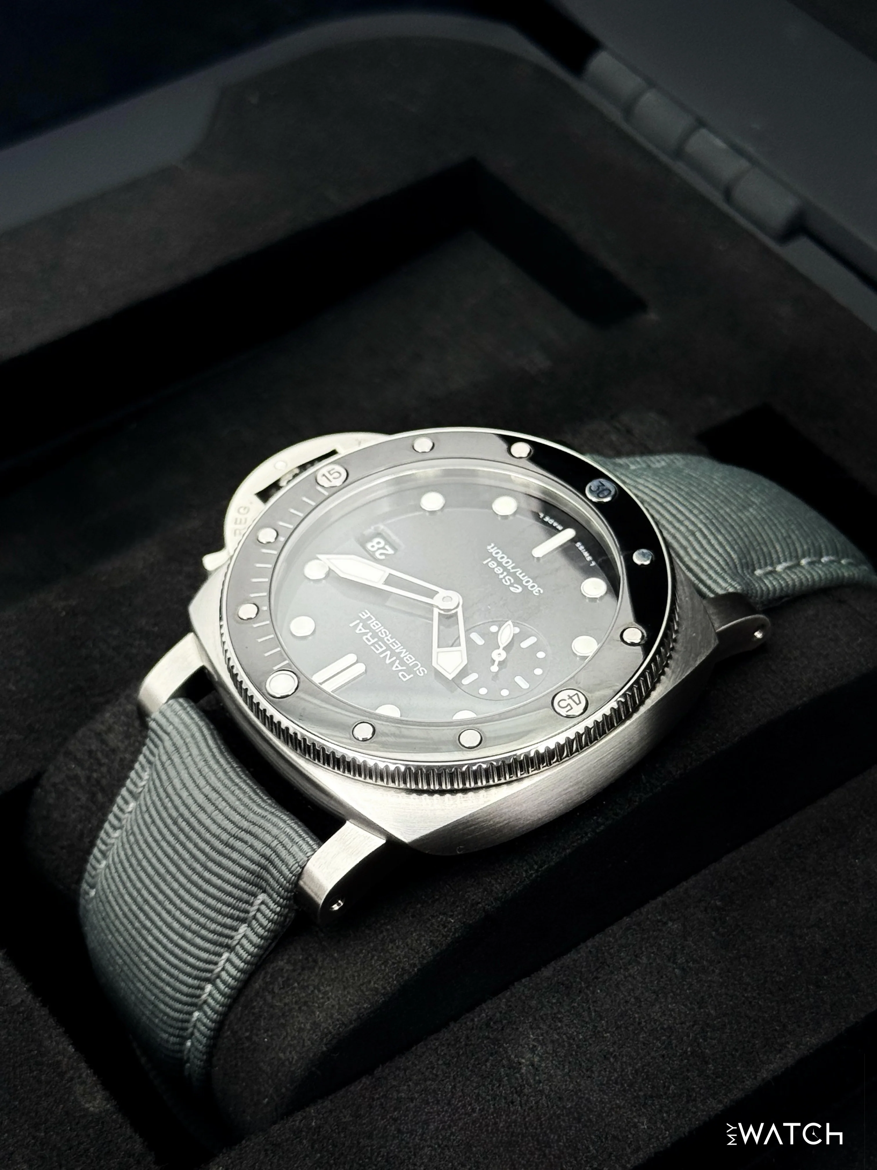 2022 Panerai Quarantaquattro 44mm PAM01288 Stainless Steel Grey Dial - Image 7
