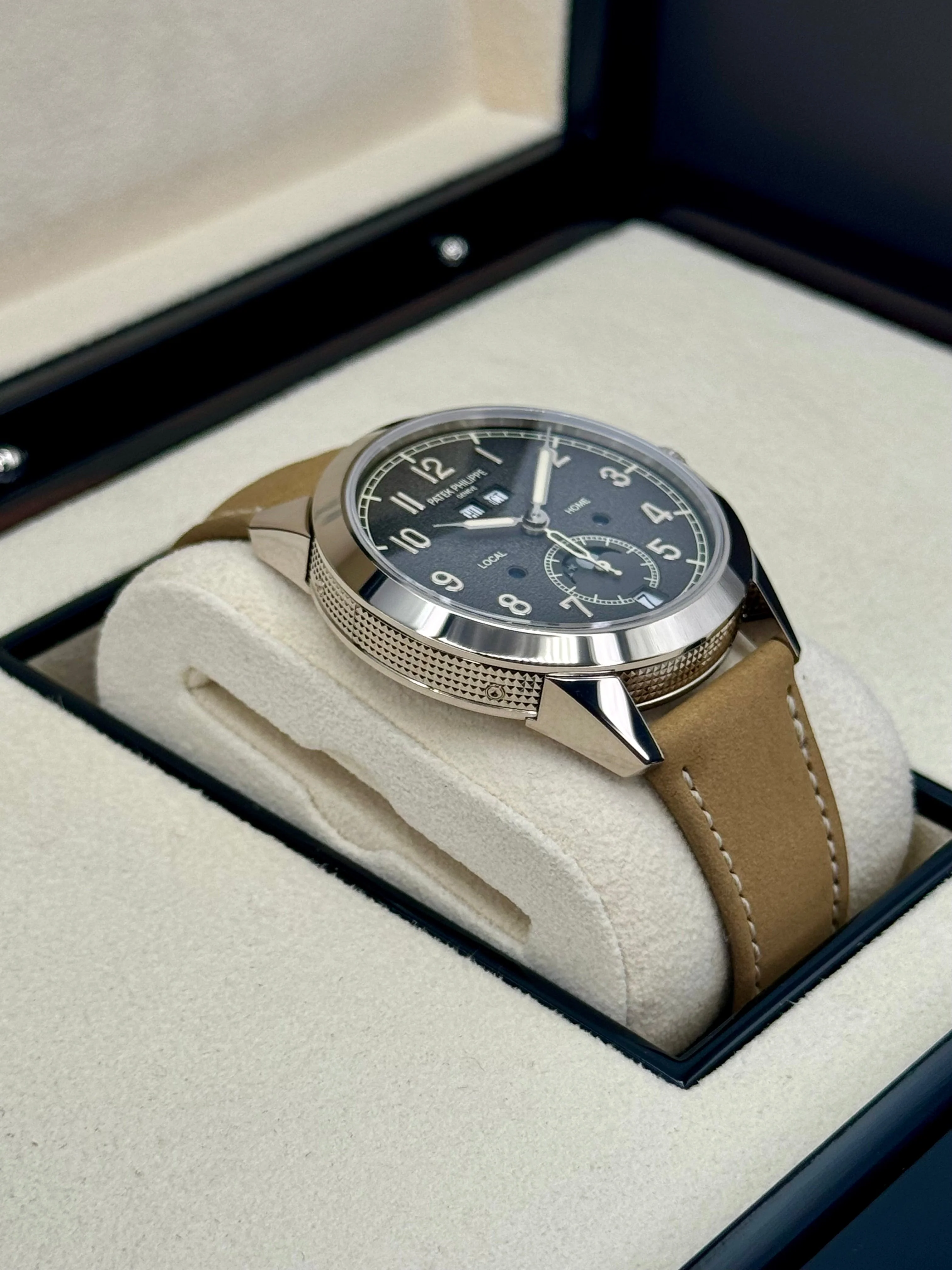 2022 Patek Philippe 42mm 5326G Annual Calendar Travel Time Compliations - Image 6