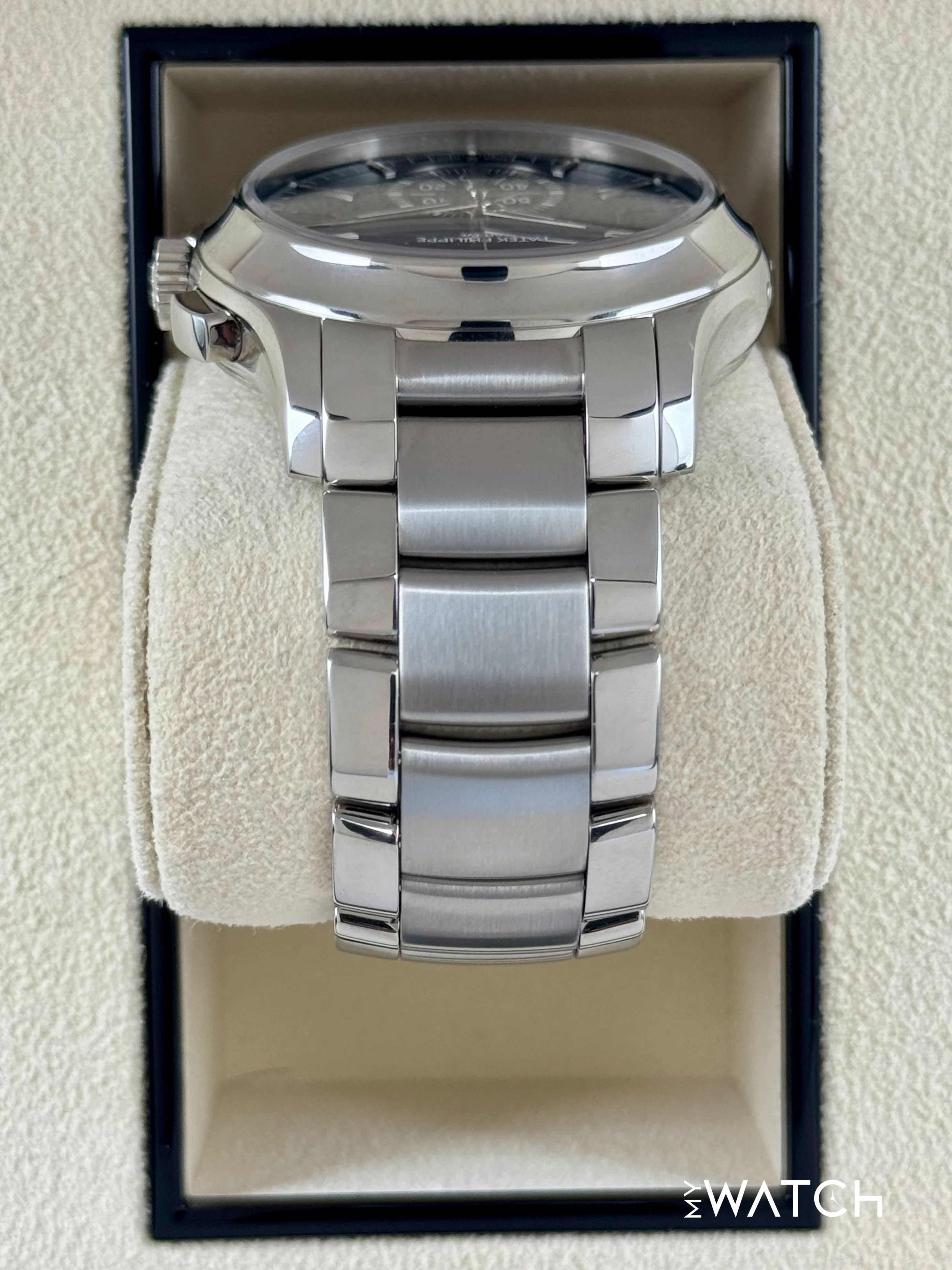 2022 Patek Philippe Flyback Chronograph Annual Calendar 5905/1A Olive Green Dial - Image 4