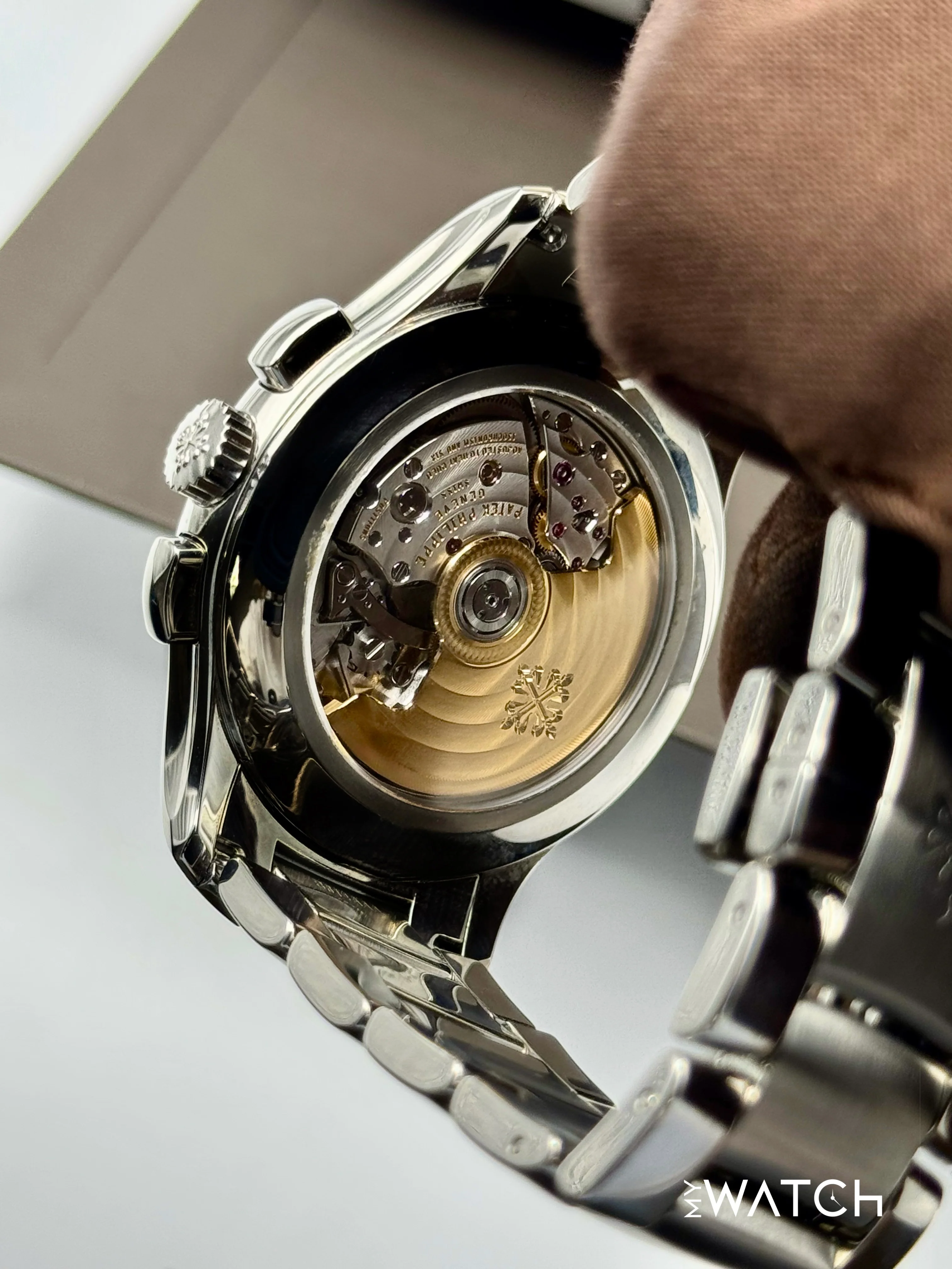 2022 Patek Philippe Flyback Chronograph Annual Calendar 5905/1A Olive Green Dial - Image 9