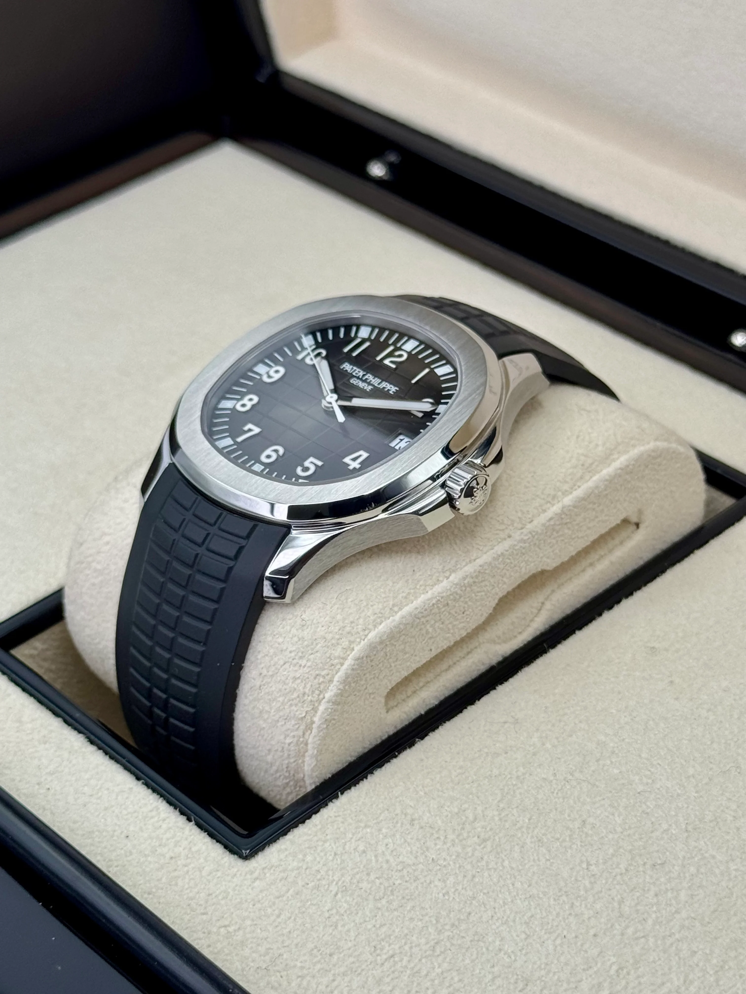 2022 Patek Philippe Aquanaut 5167/1A-001 40mm Stainless Steel Gray Dial - Image 5