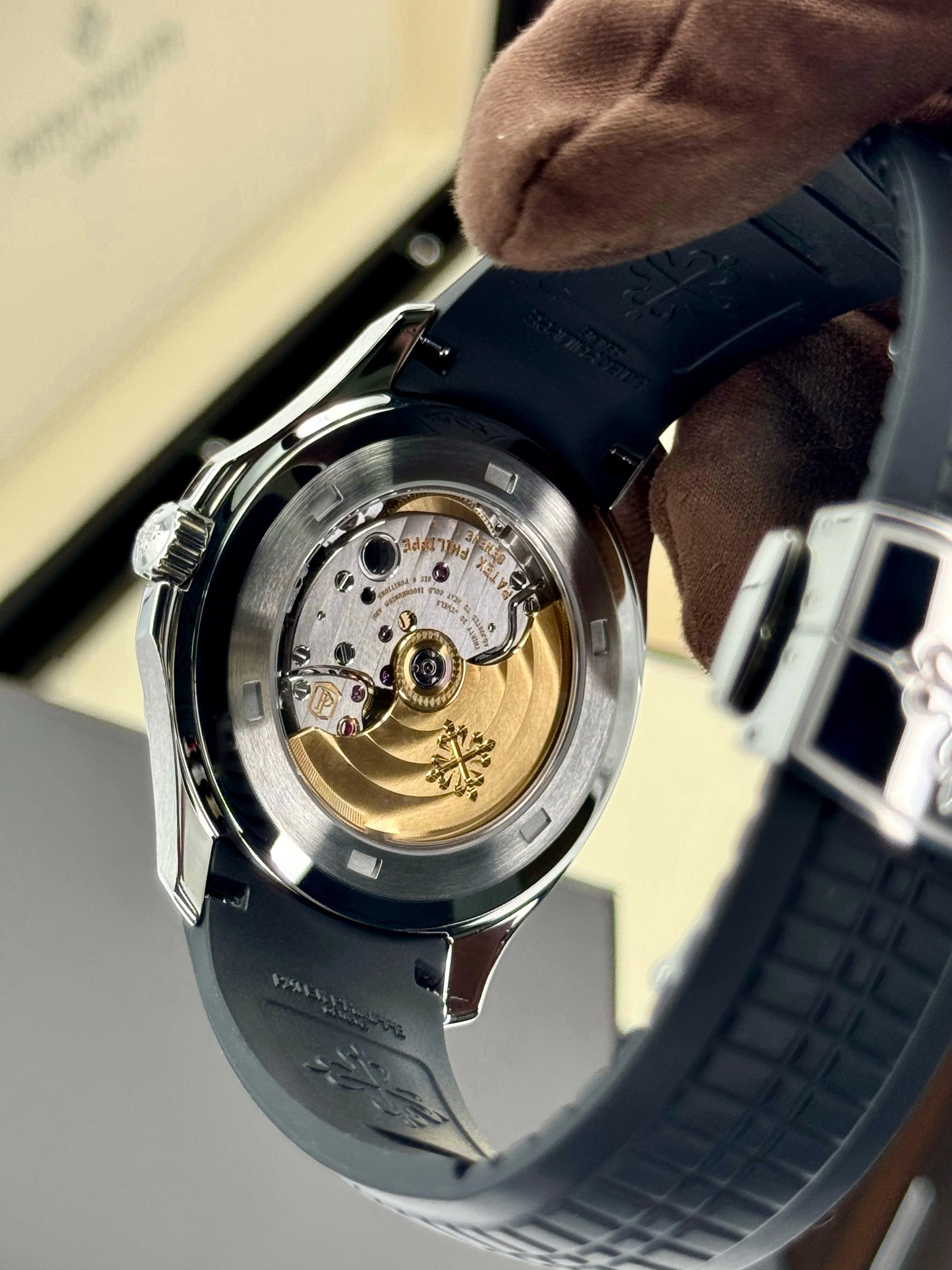 2022 Patek Philippe Aquanaut 5167/1A-001 40mm Stainless Steel Gray Dial - Image 9