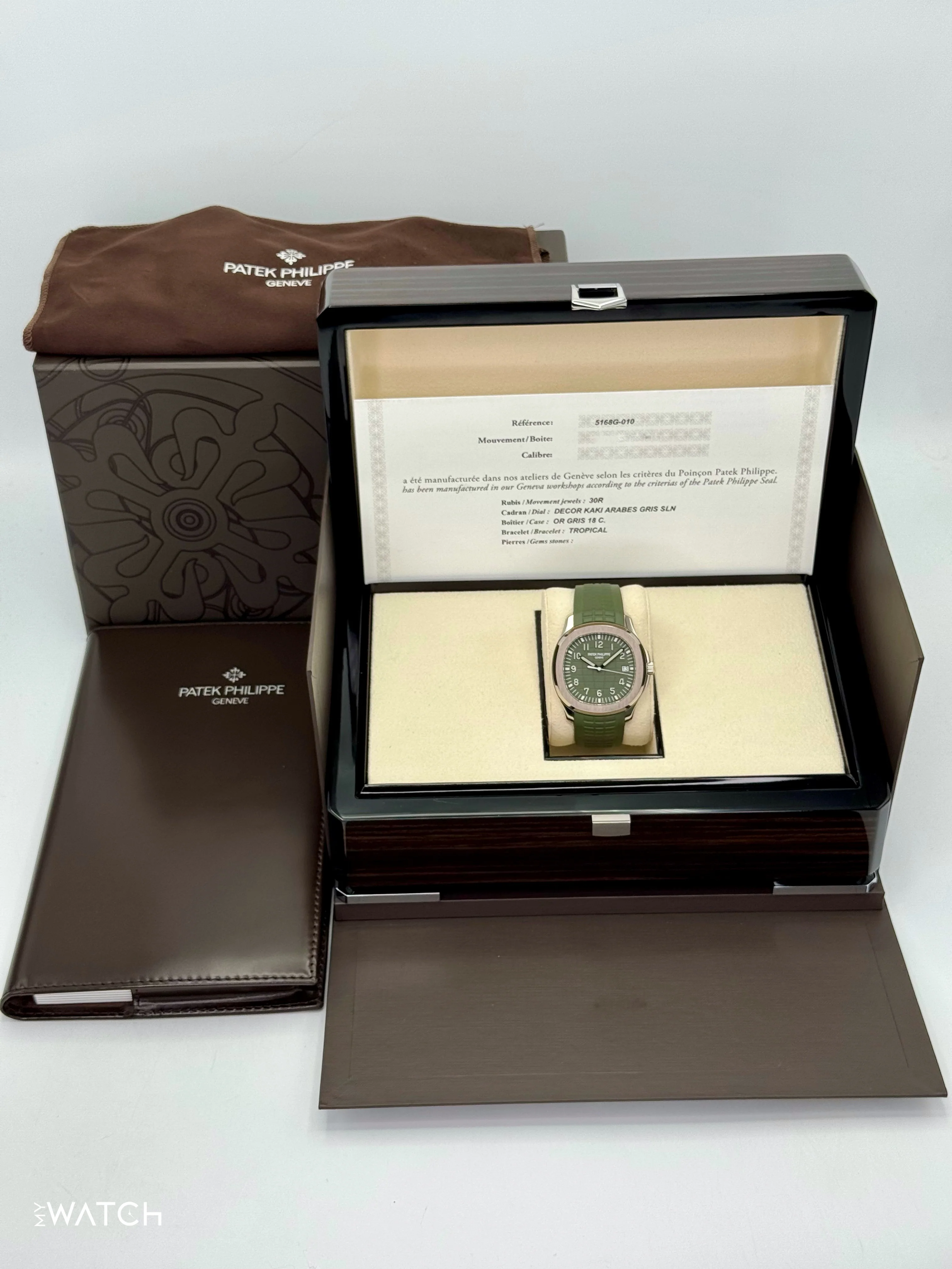 2022 Patek Philippe Aquanaut 5168G 42.2mm White Gold Green Dial - Image 11