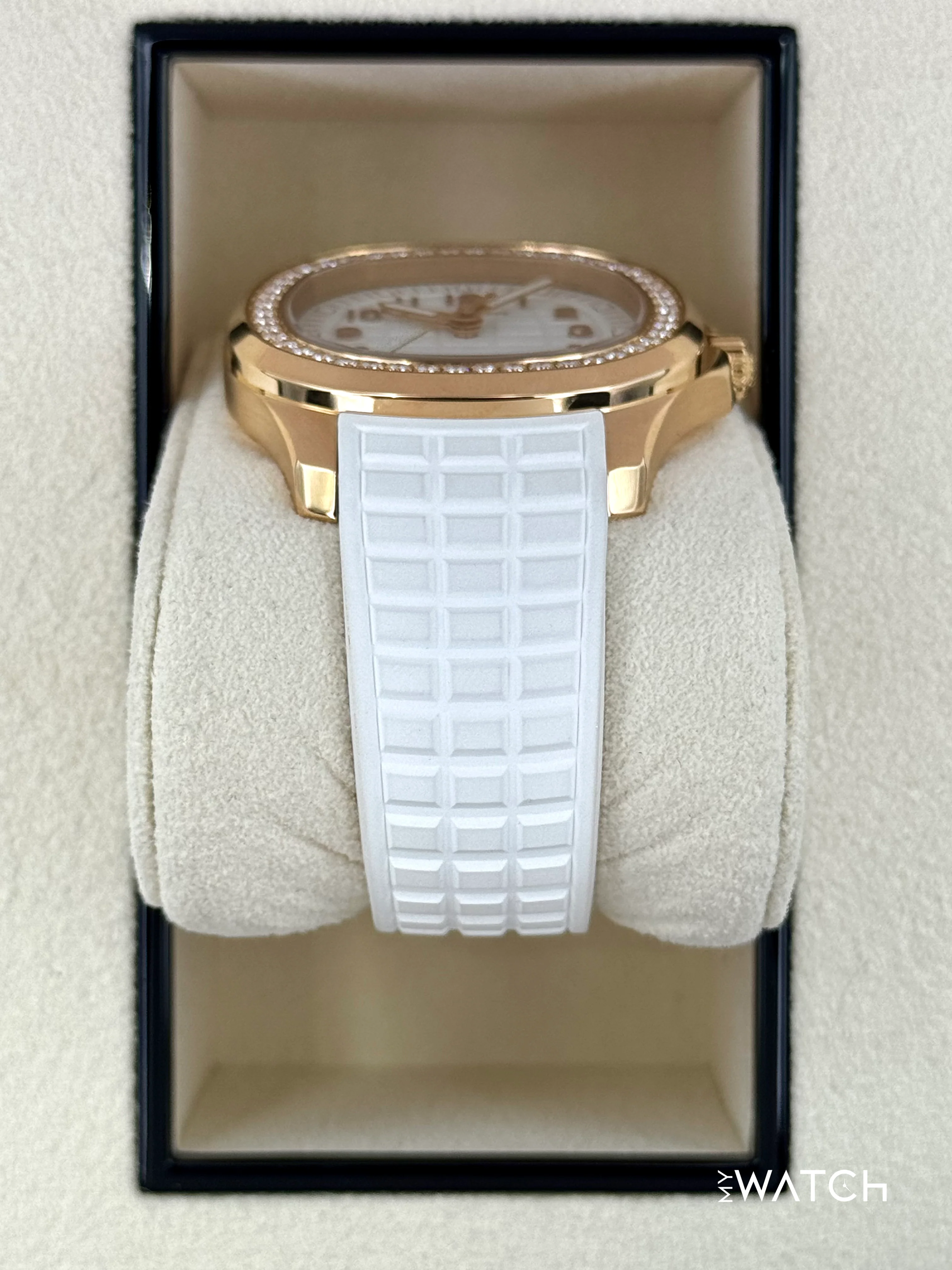 2022 Patek Philippe Aquanaut Luce Travel 5269 38.8mm Rose Gold White Dial - Image 3