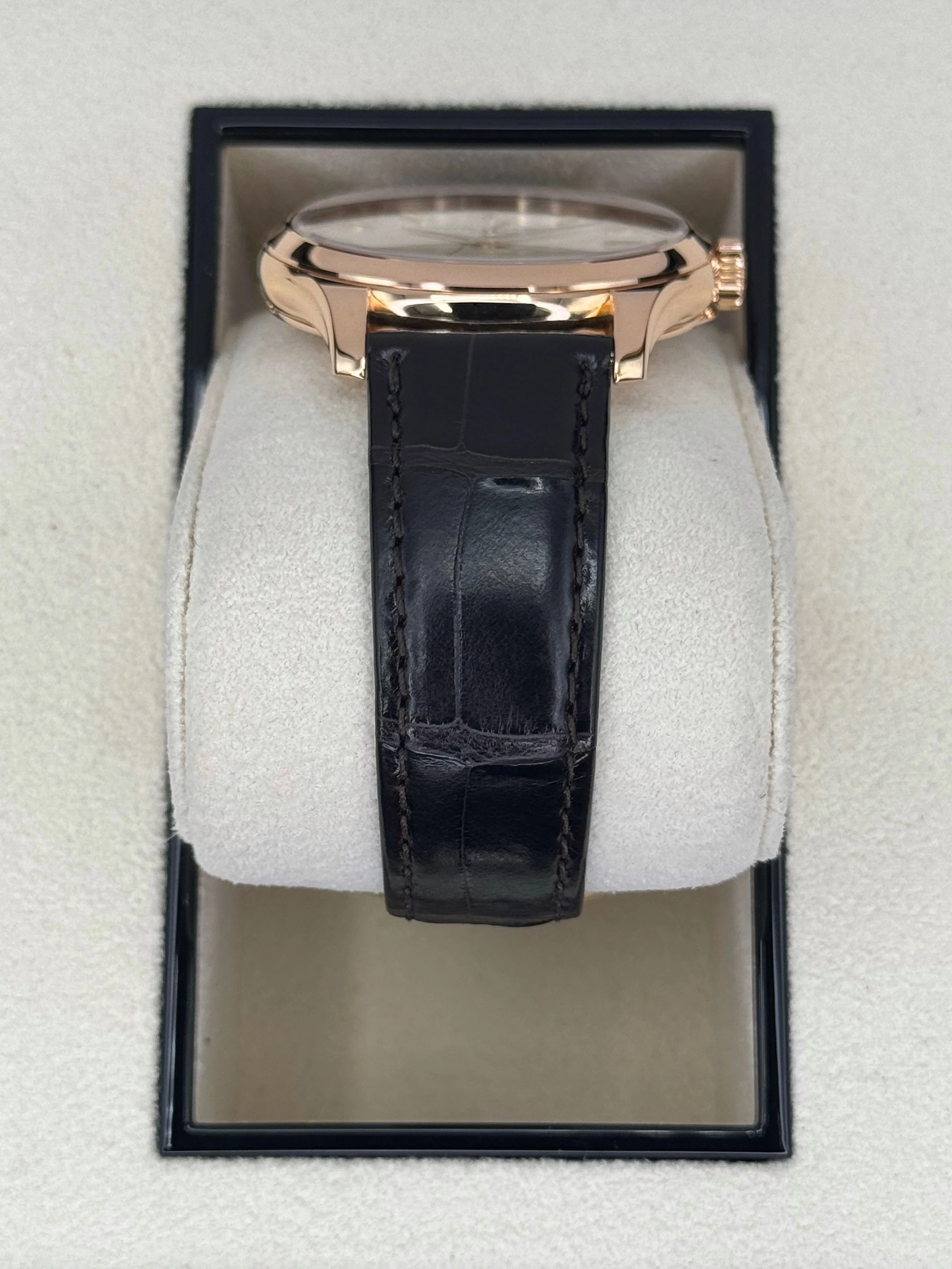 NEW 2022 Patek Philippe Calatrava 39mm 5227R Rose Gold Ivory Dial - Image 3