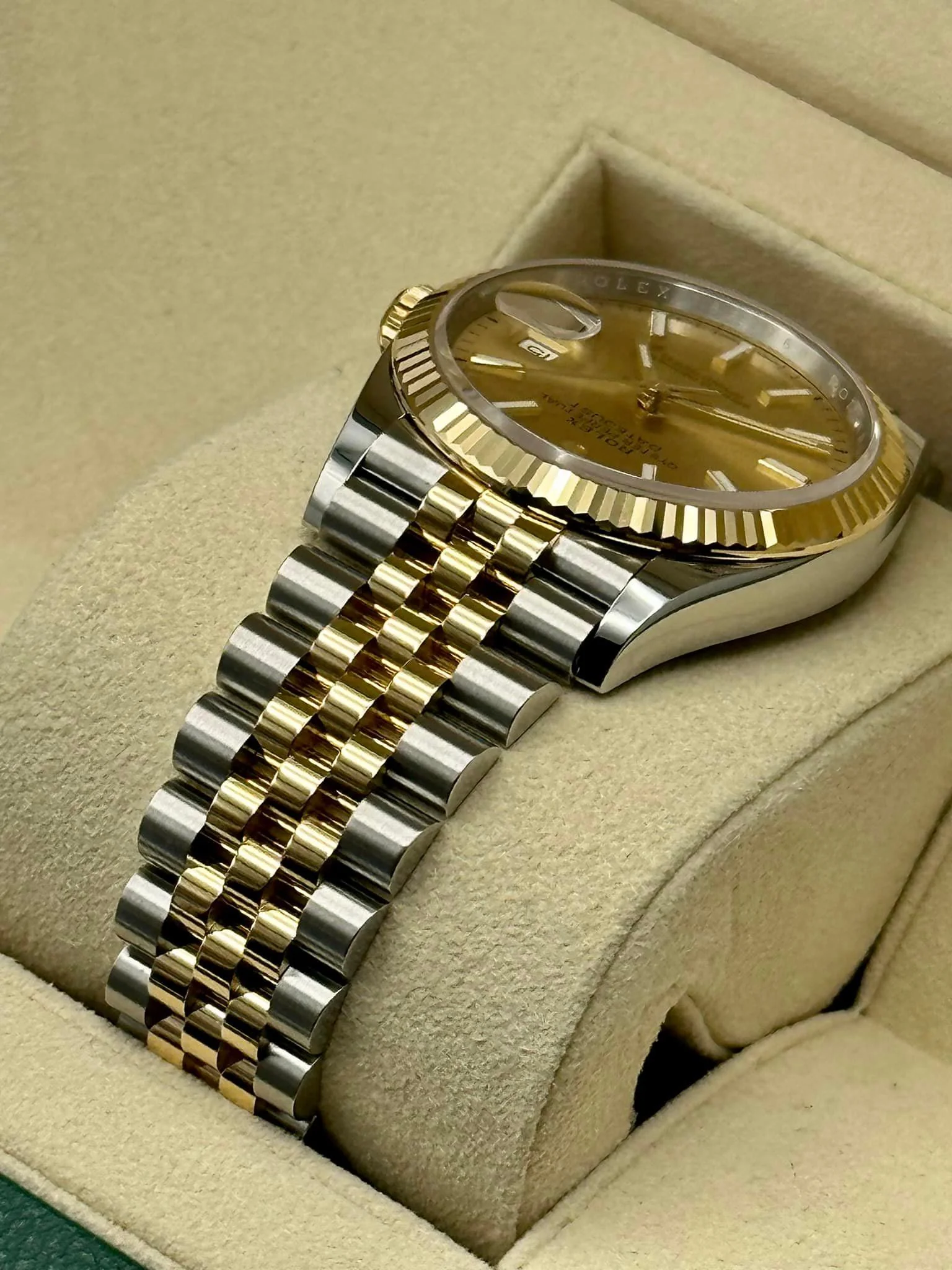 2022 Rolex Datejust 36mm 126233 Two-Tone Jubilee Champaign Stick Dial - Image 7
