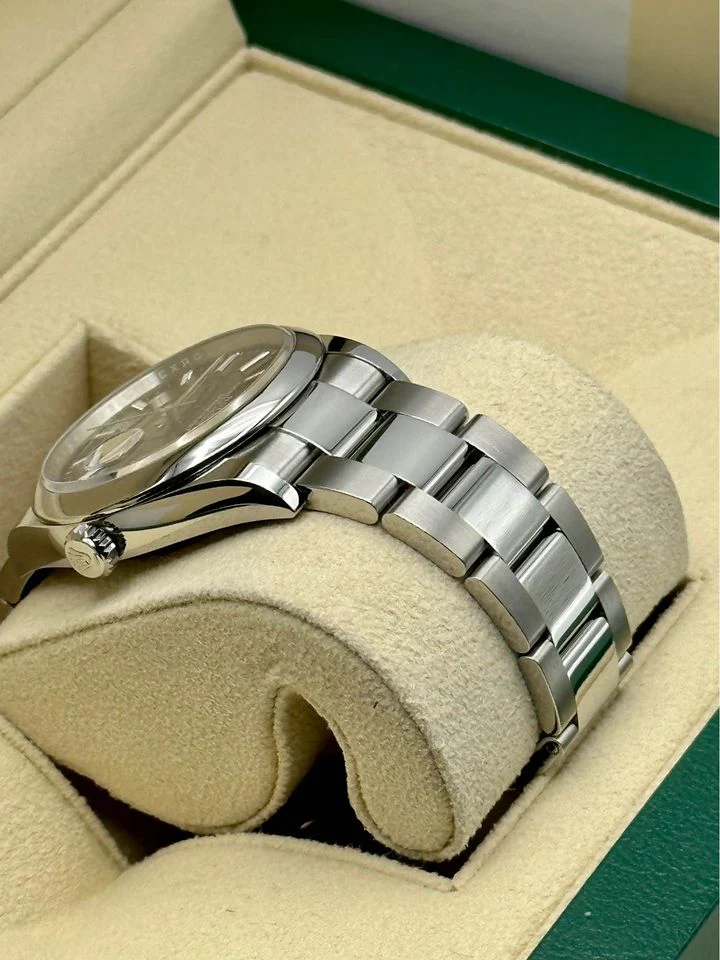2022 Rolex Datejust 36mm 126200 Stainless Steel Oyster Black Dial - Image 6