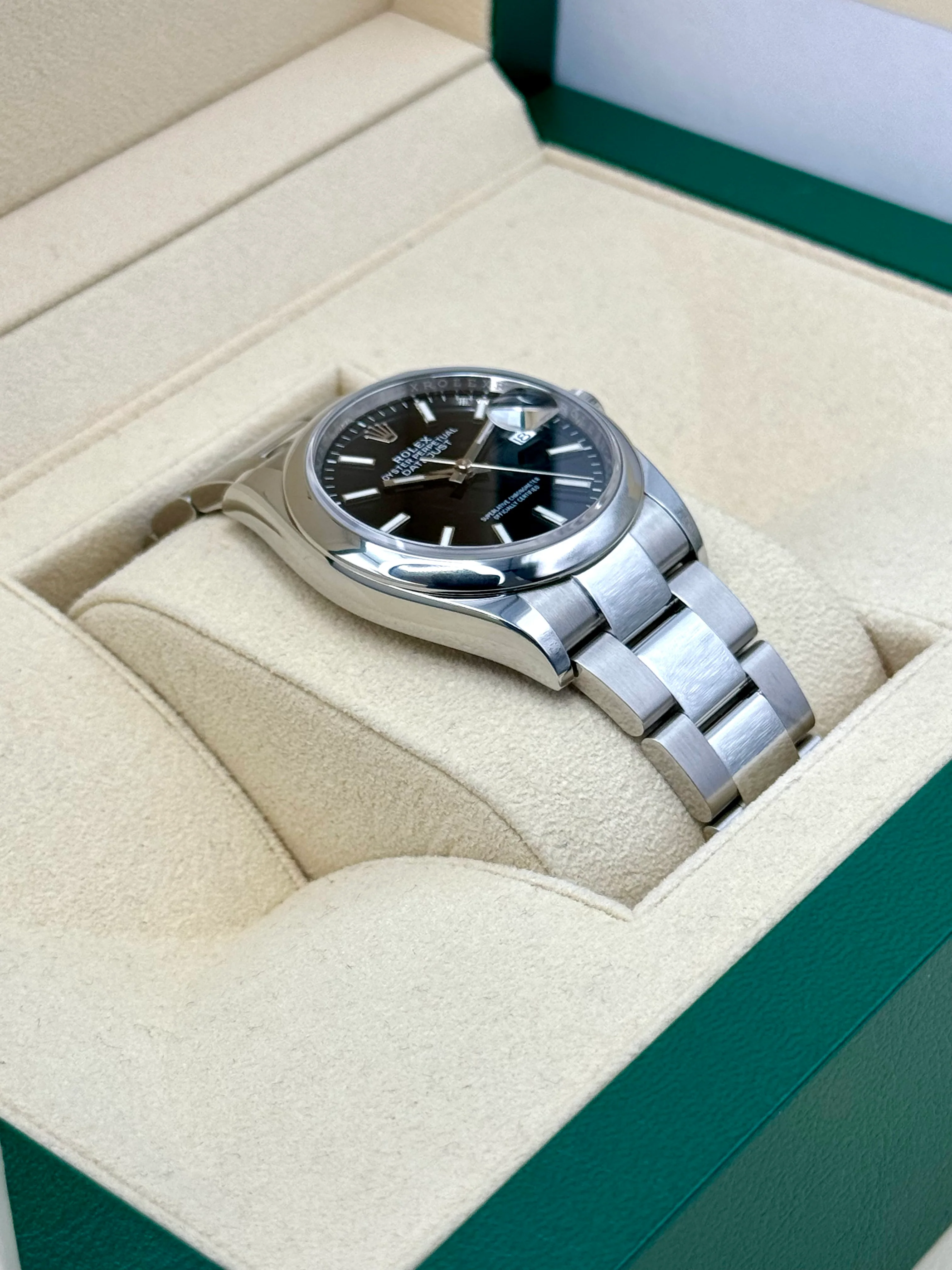 2022 Rolex Datejust 36mm 126200 Stainless Steel Oyster Black Dial - Image 6