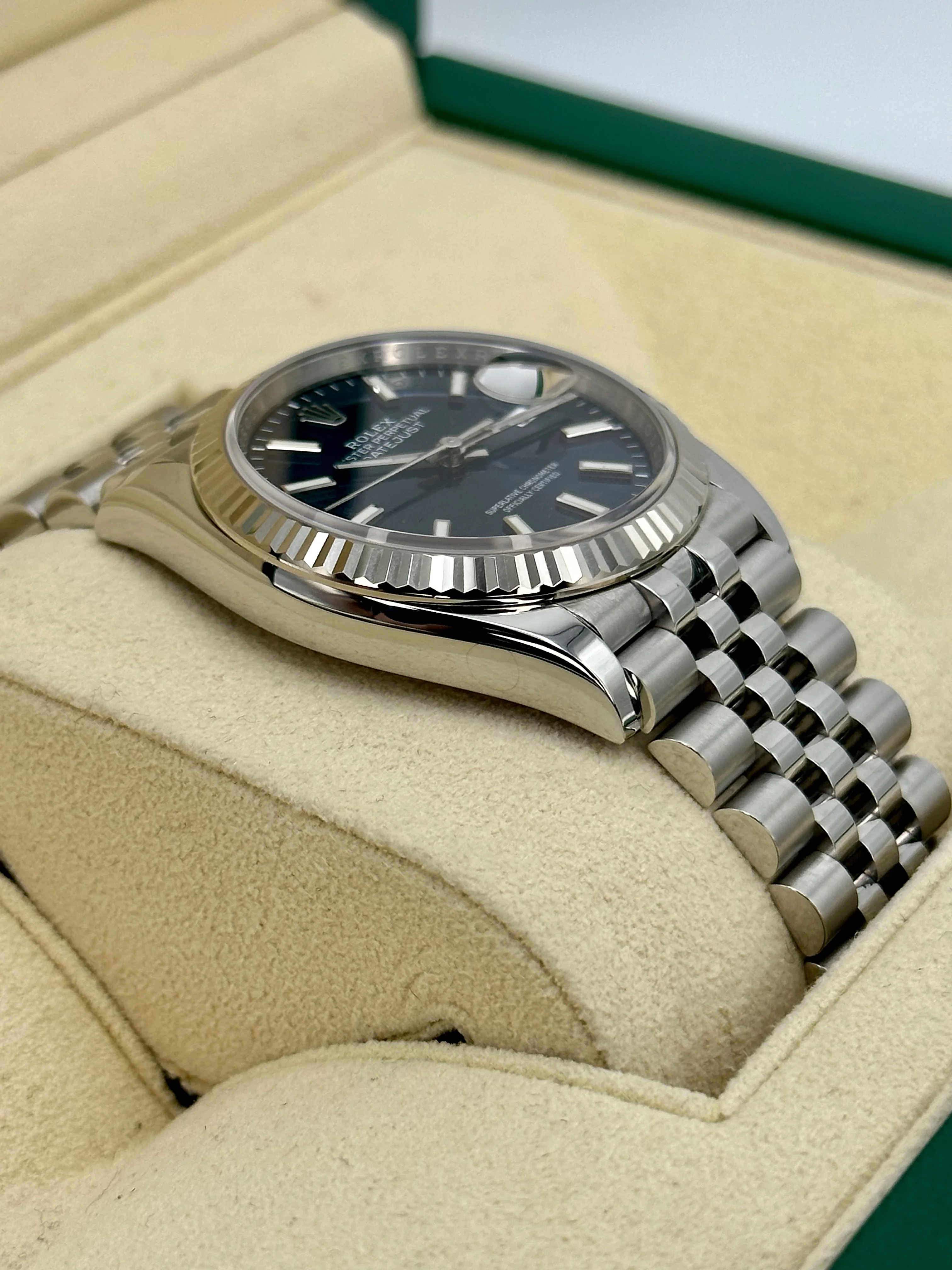 2022 Rolex Datejust 36mm 126234 Jubilee Blue Dial - Image 6