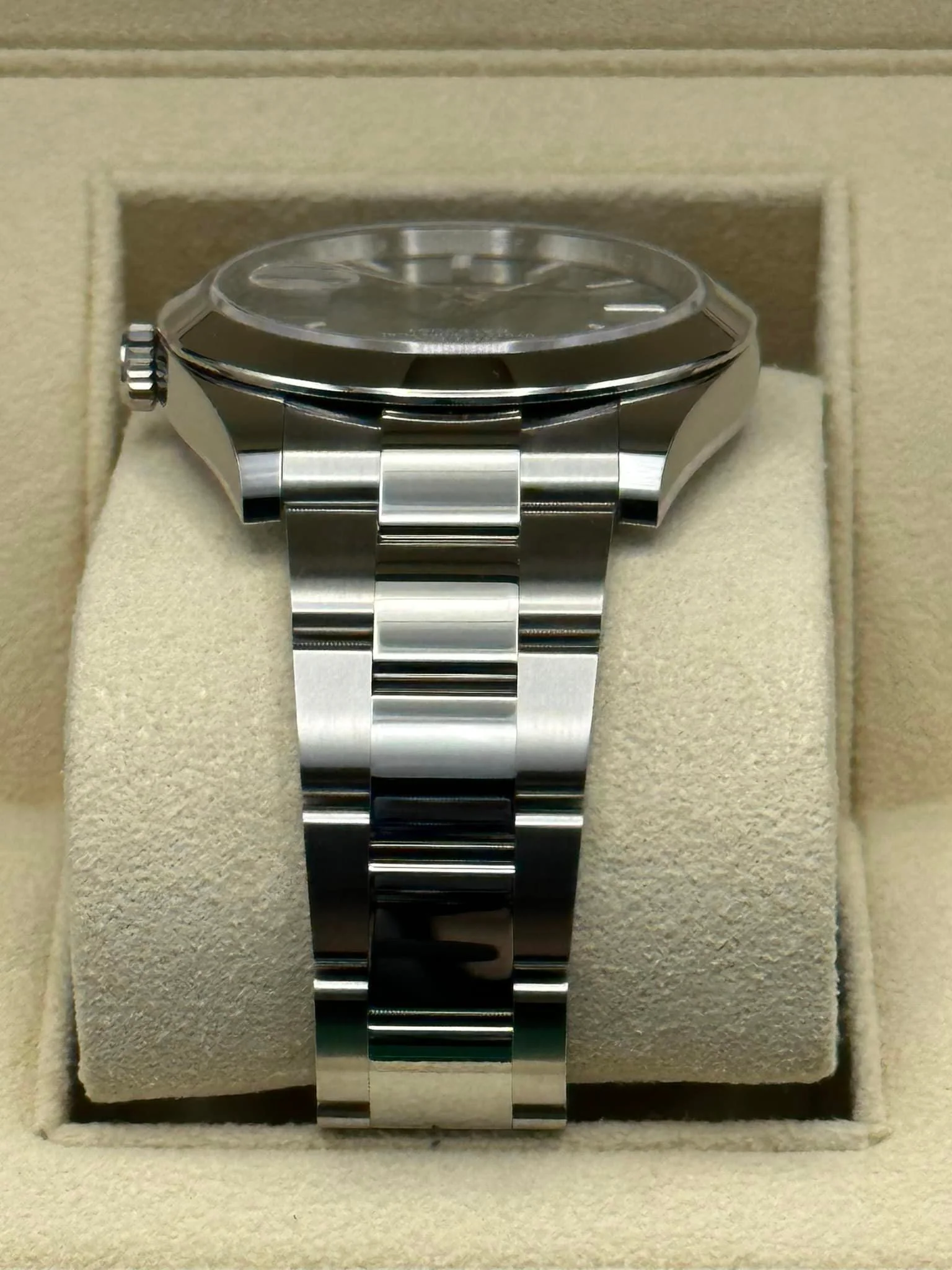 2022 Rolex Datejust 41mm 126300 Oyster Green Dial - Image 3
