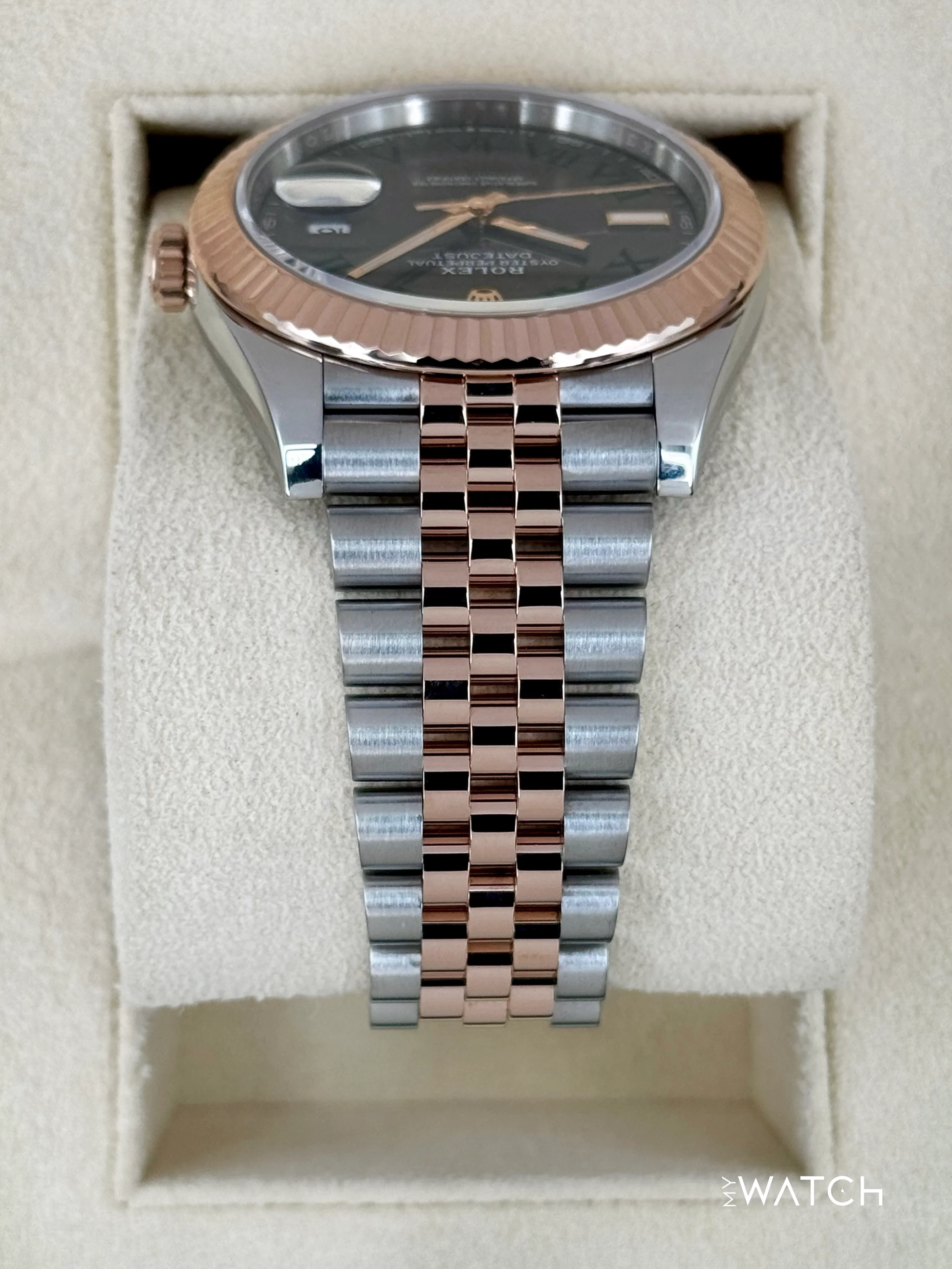 2022 Rolex Datejust 41mm 126331 Two-Tone Jubilee Wimbledon Dial - Image 4