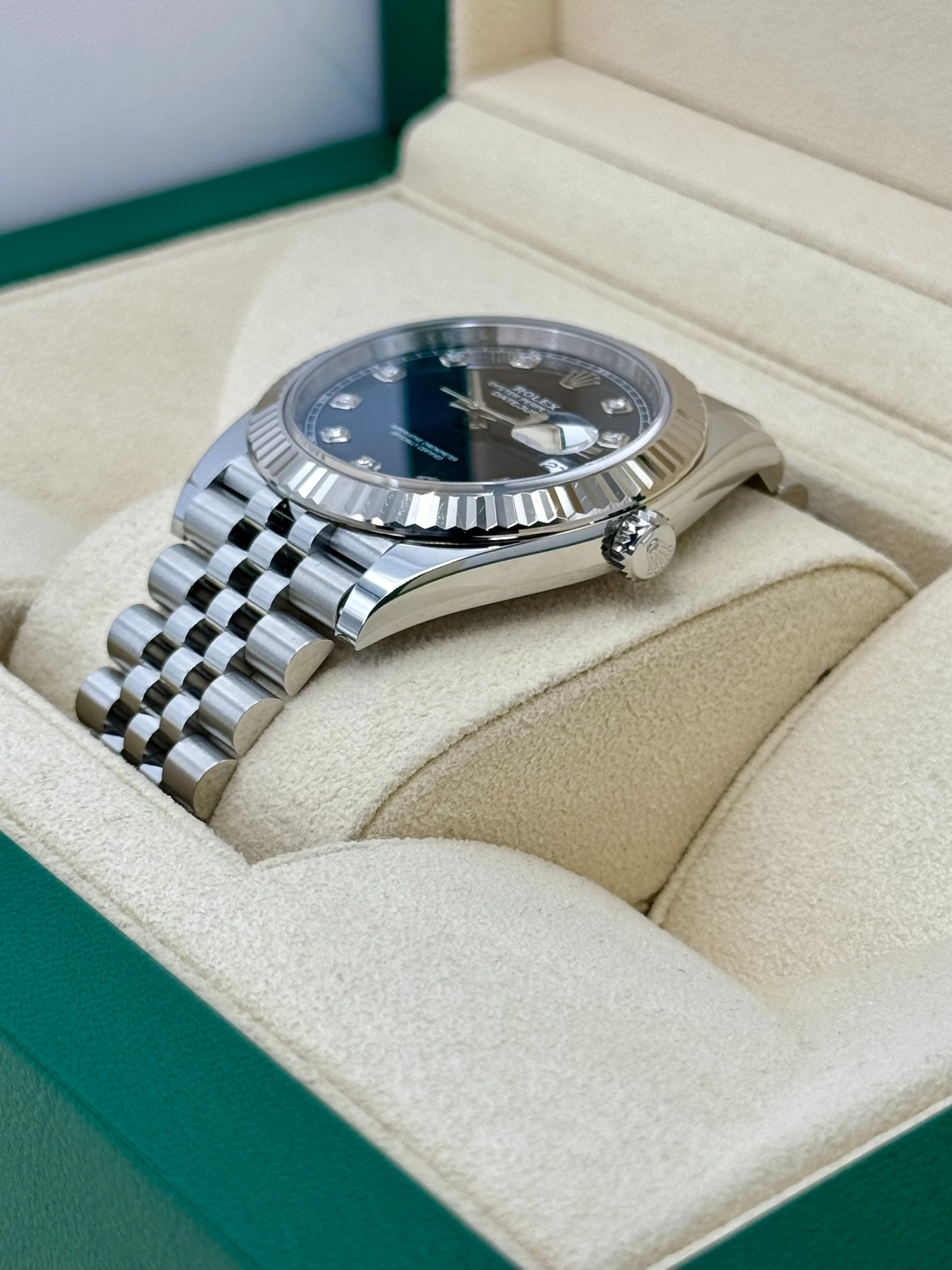 2022 Rolex Datejust 41mm 126334 Jubilee Blue Diamond Dial - Image 5