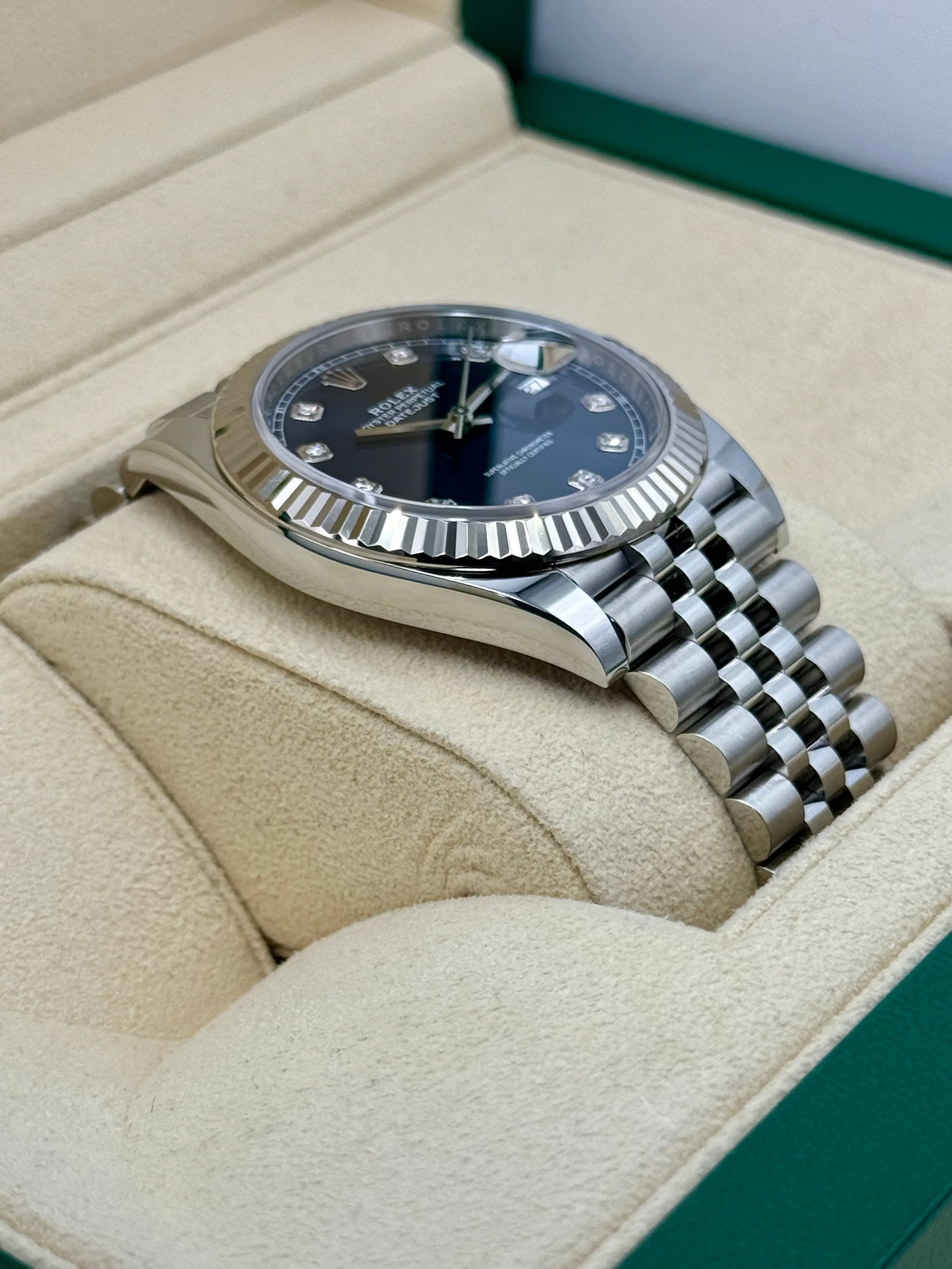 2022 Rolex Datejust 41mm 126334 Jubilee Blue Diamond Dial - Image 6