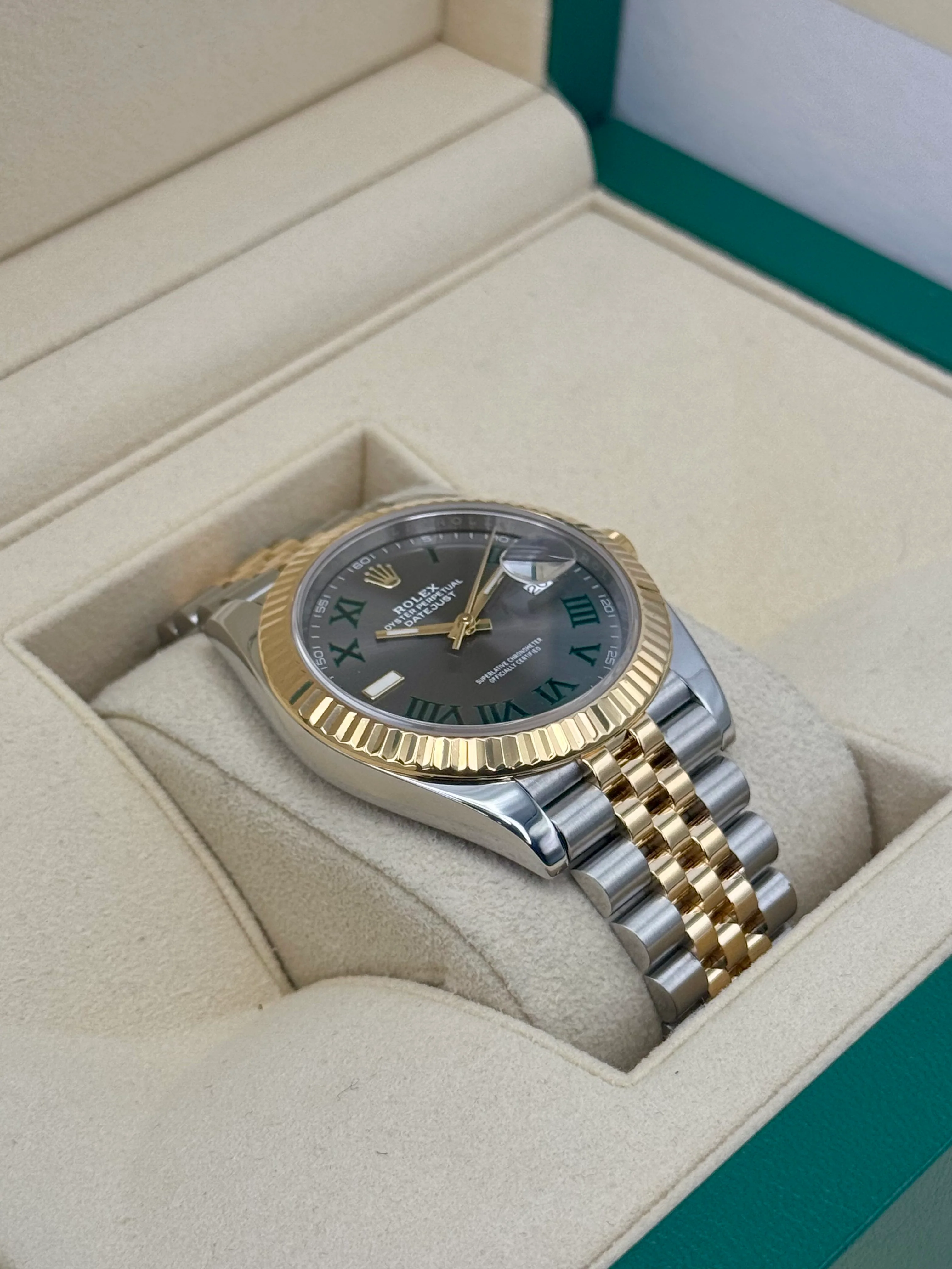 2022 Rolex Datejust 41mm 126333 Two-Tone Jubilee Wimbledon Dial - Image 6