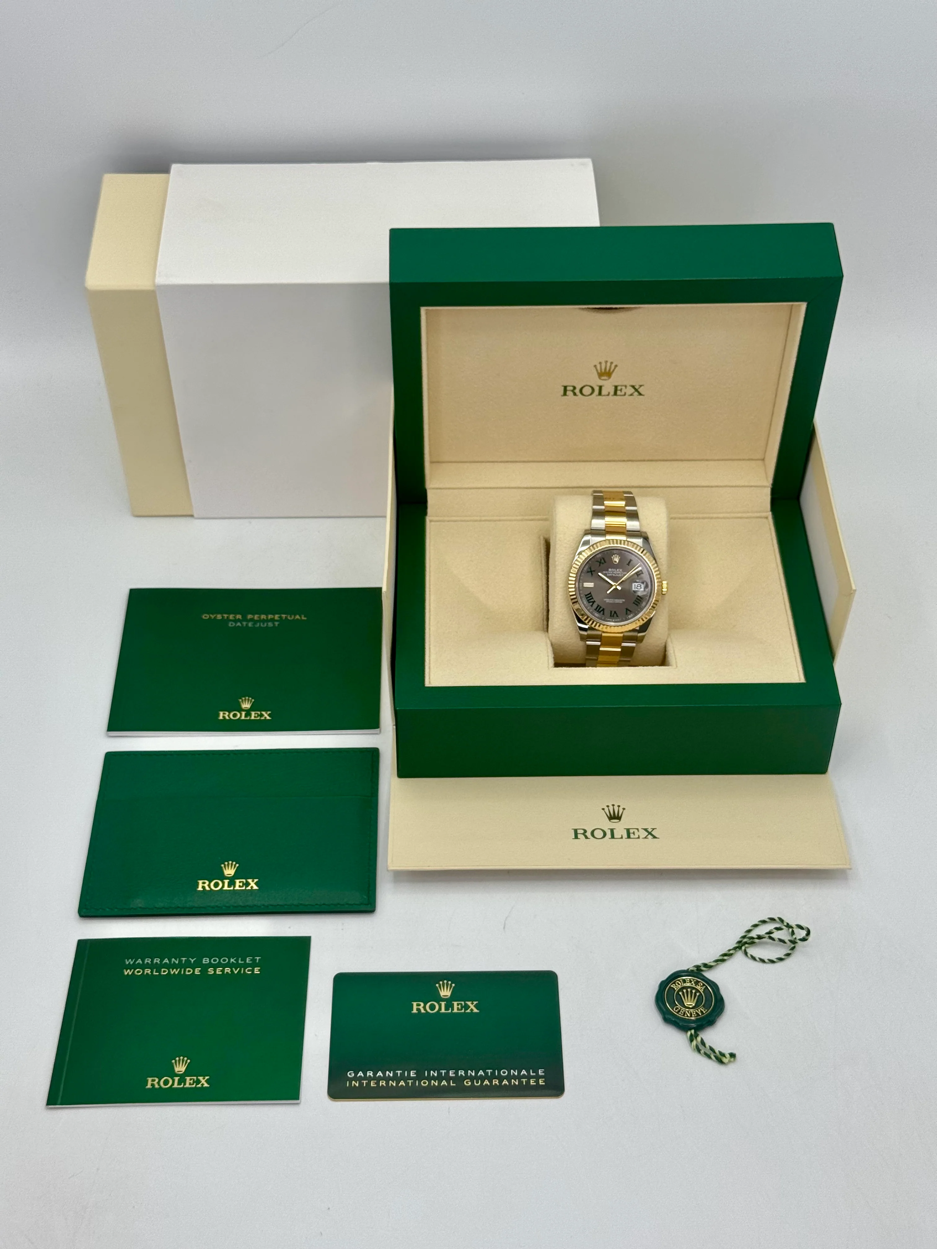 2022 Rolex Datejust 41mm 126333 Two-Tone Oyster Wimbledon Dial - Image 10