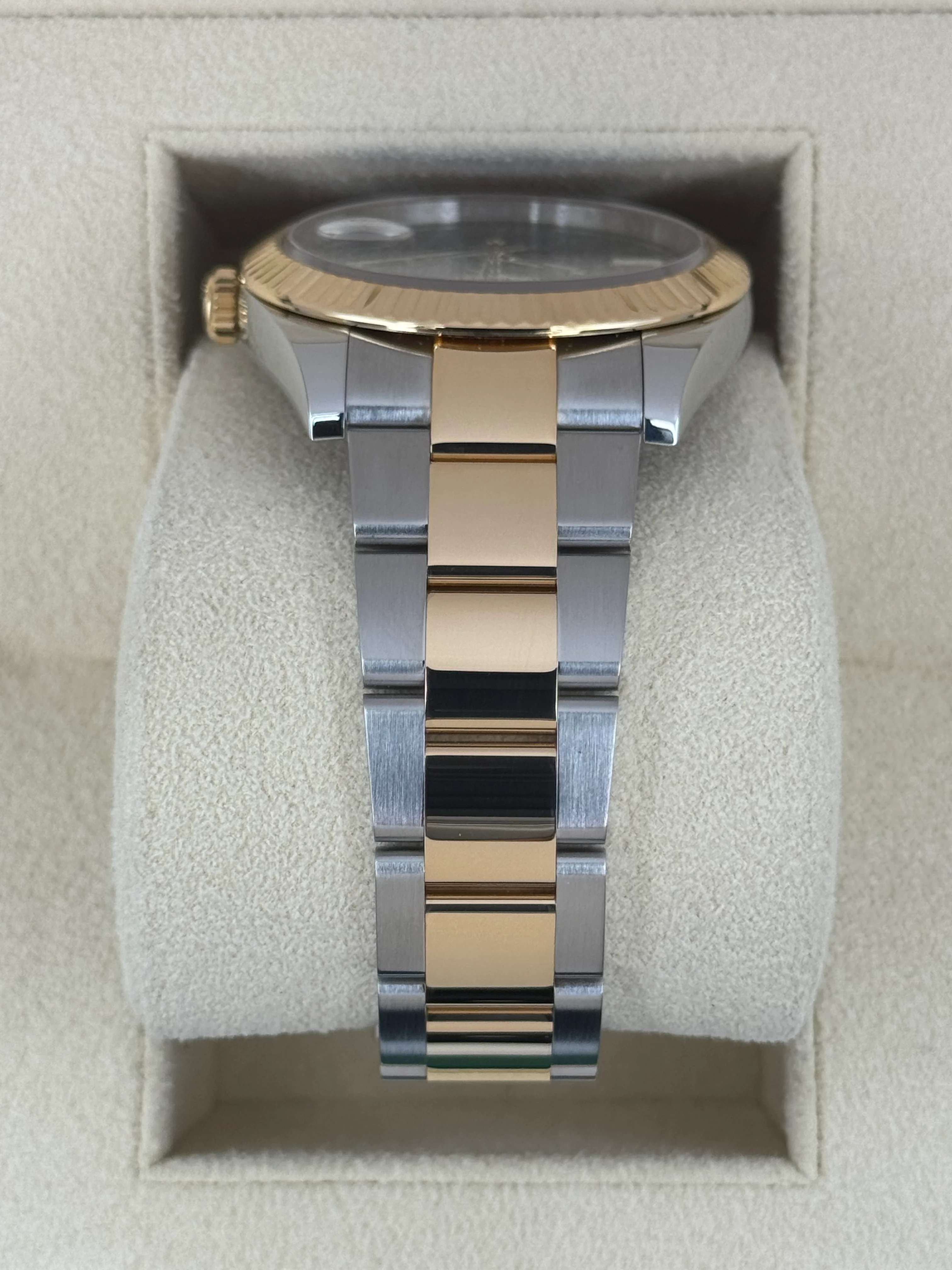 2022 Rolex Datejust 41mm 126333 Two-Tone Oyster Wimbledon Dial - Image 4