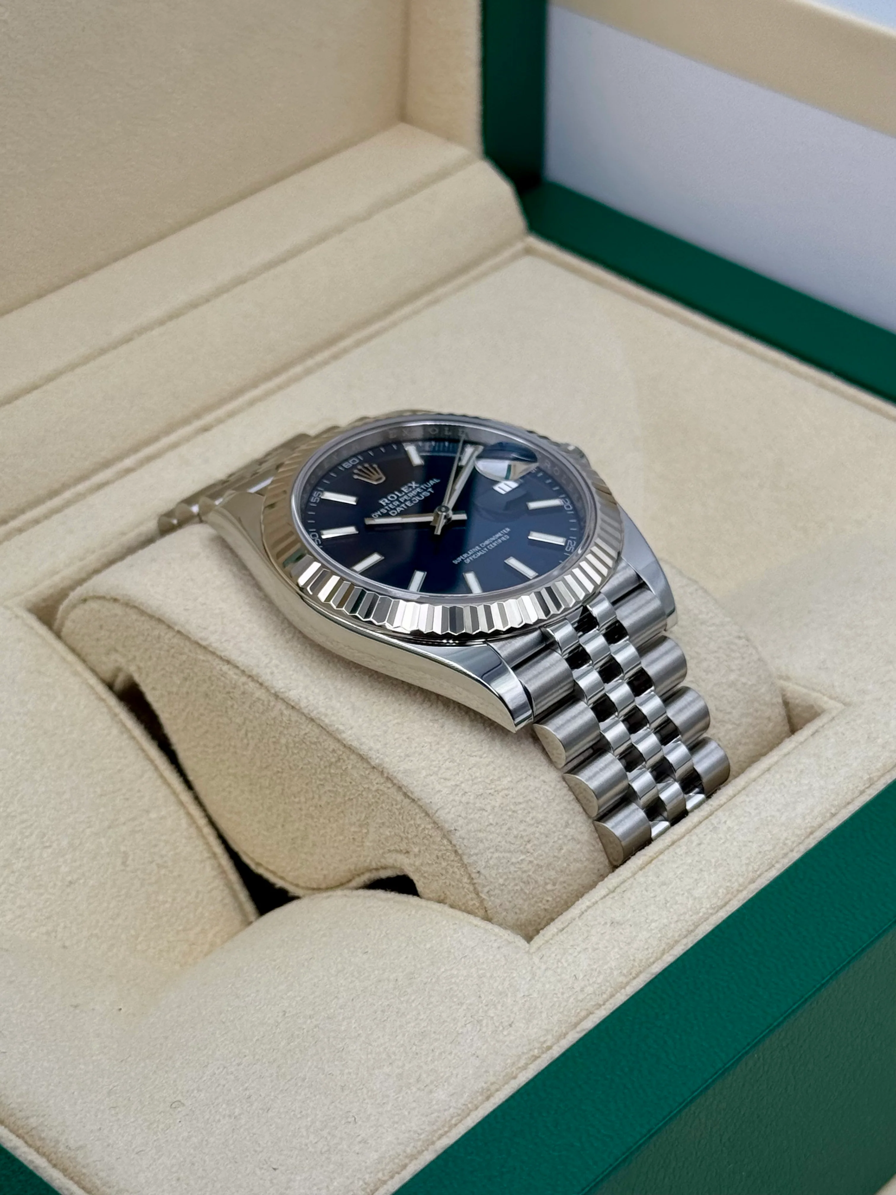 2022 Rolex Datejust 41mm 126334 Stainless Steel Jubilee Blue Dial - Image 6