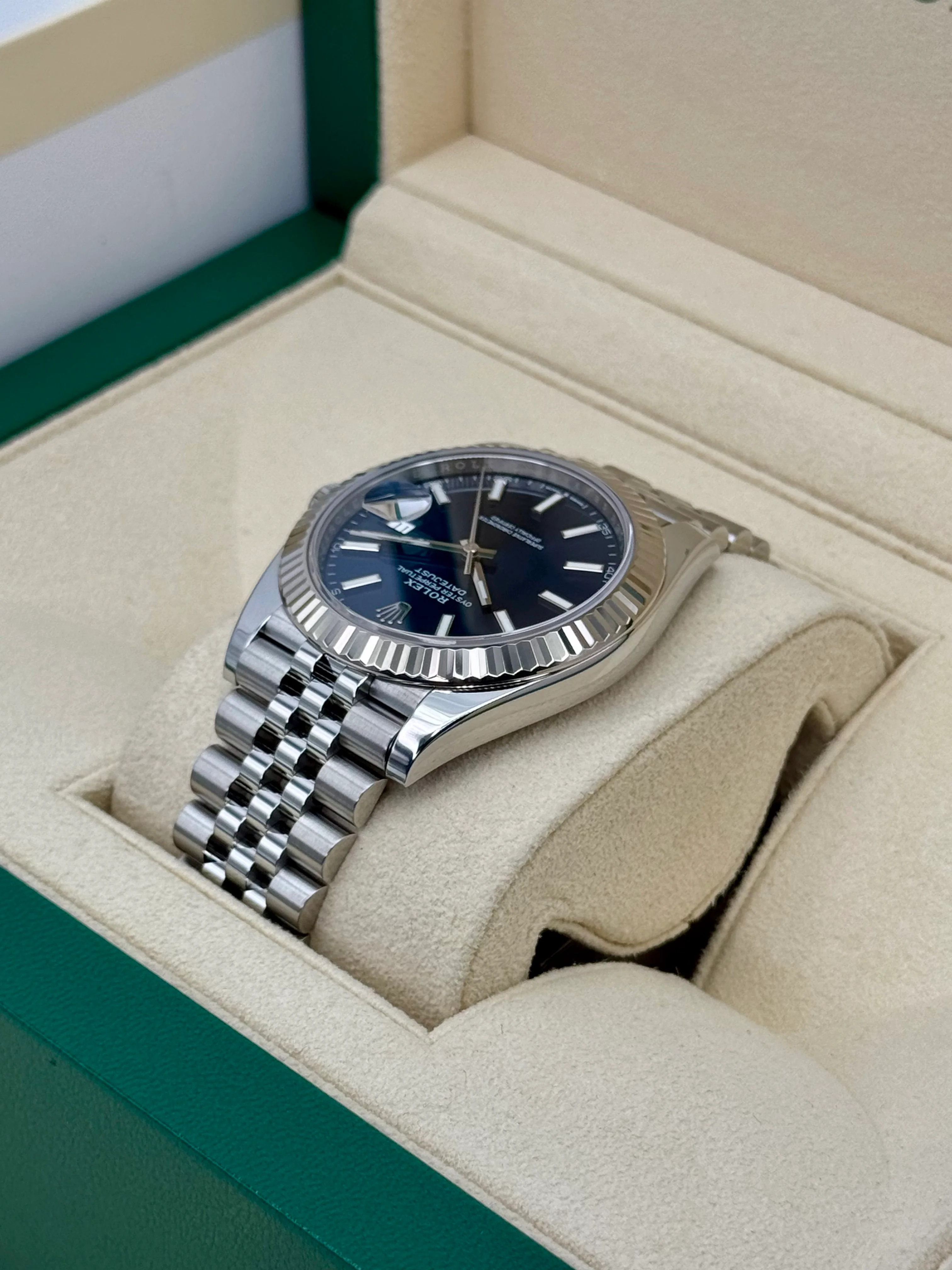 2022 Rolex Datejust 41mm 126334 Stainless Steel Jubilee Blue Dial - Image 7