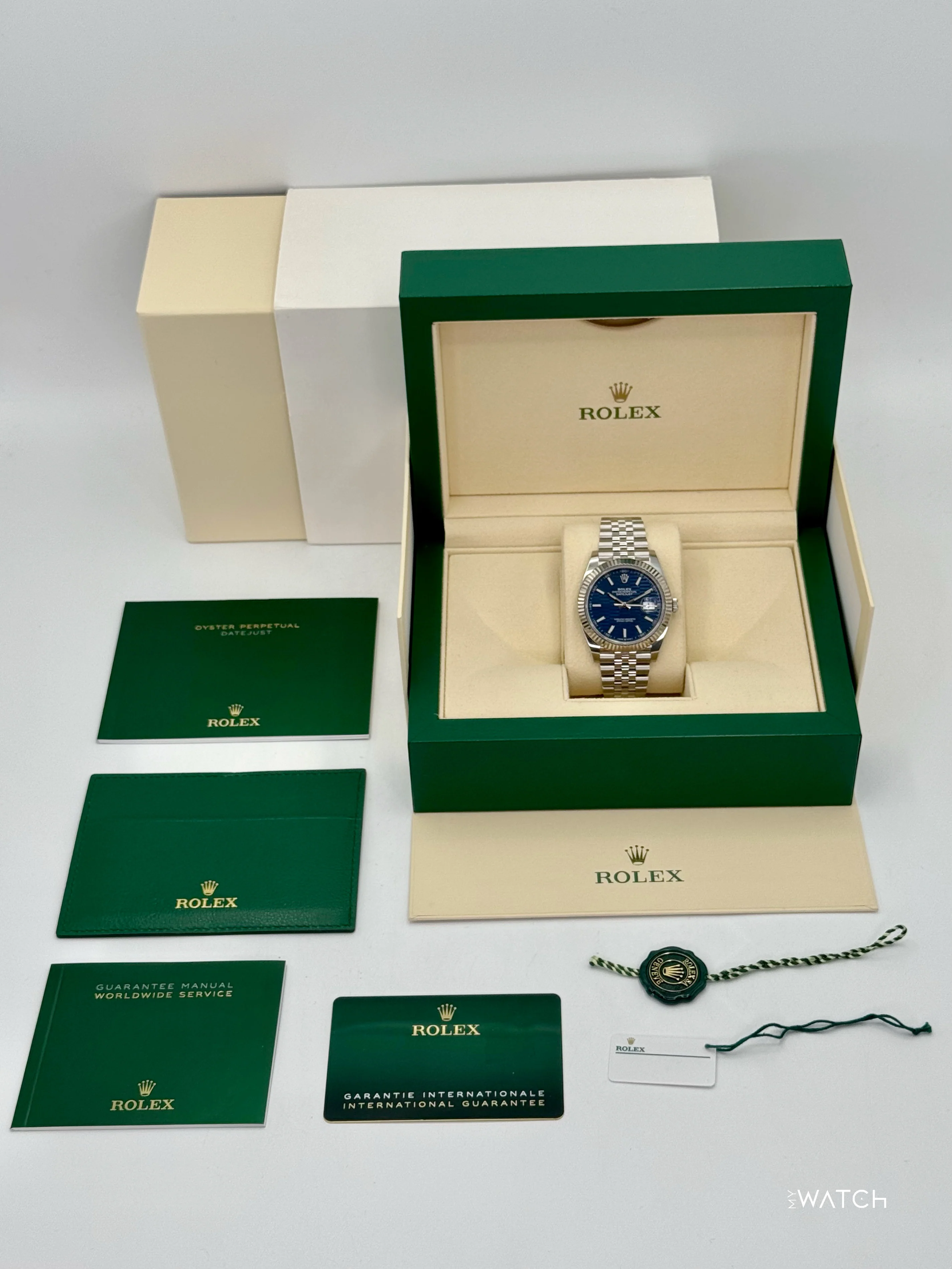 2022 Rolex Datejust 41mm 126334 Stainless Steel Jubilee Blue Motif Dial - Image 10