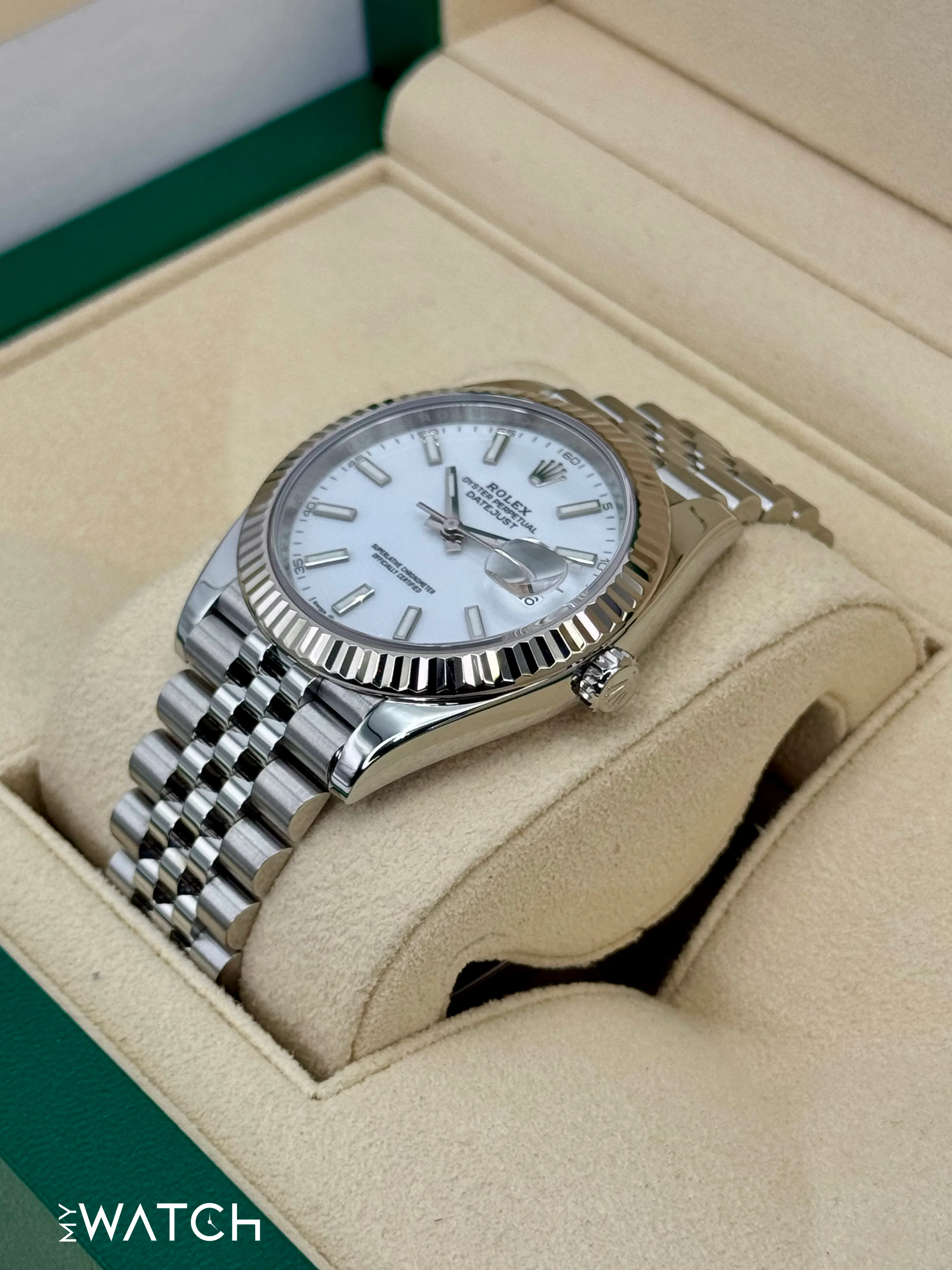 2022 Rolex Datejust 41mm 126334 Stainless Steel Jubilee White Dial - Image 5