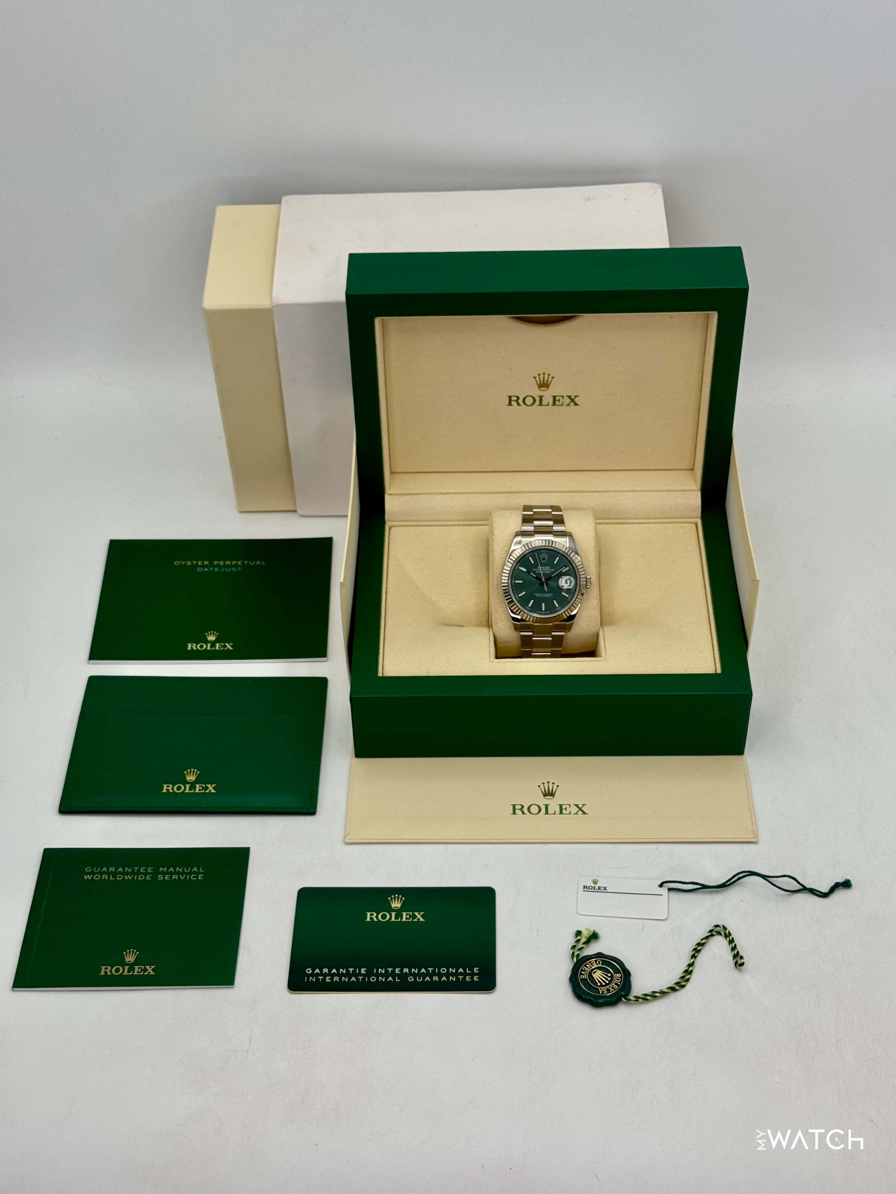 2022 Rolex Datejust 41mm 126334 Stainless Steel Oyster Mint Green Dial - Image 10