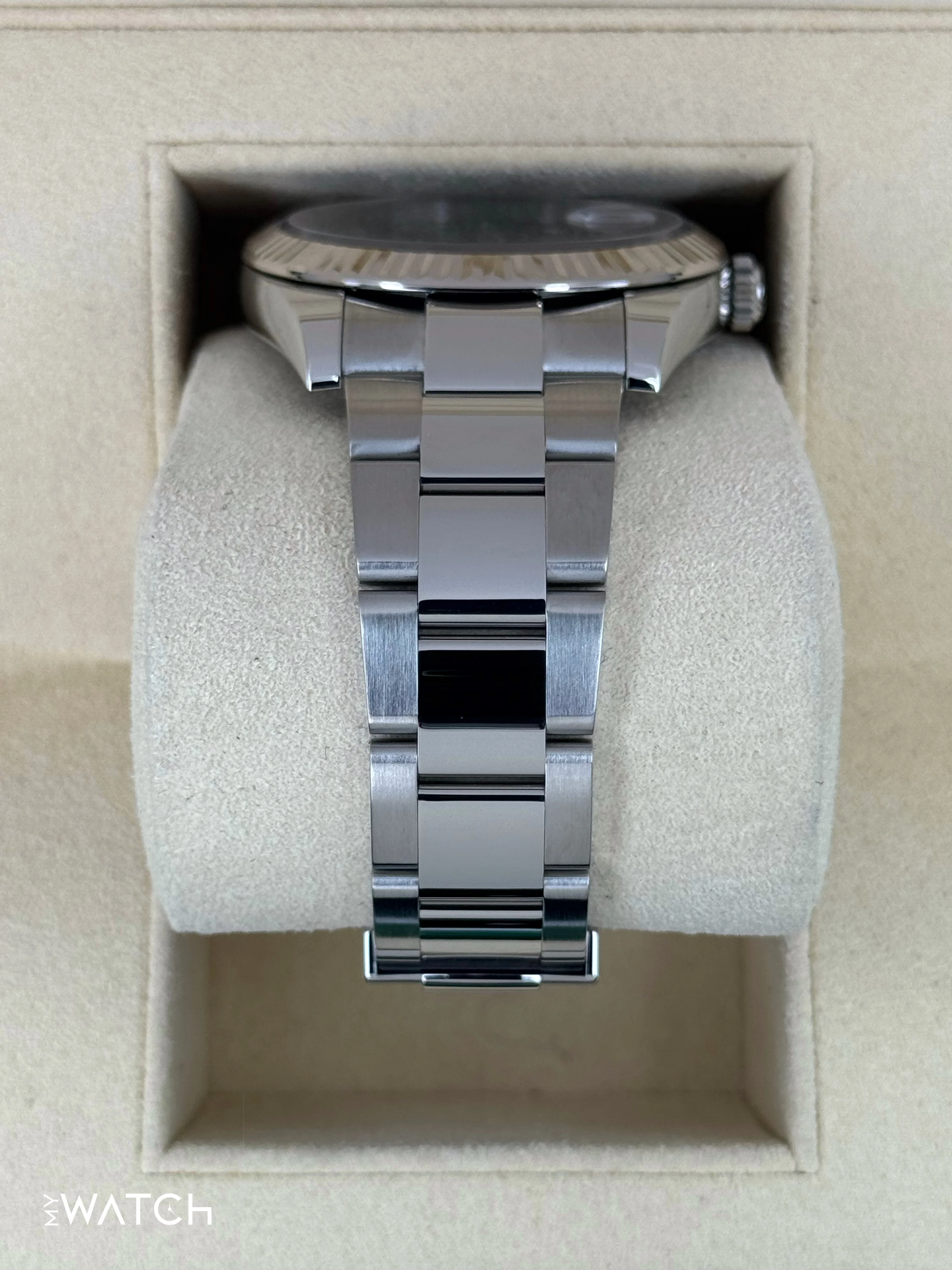 2022 Rolex Datejust 41mm 126334 Stainless Steel Oyster Rhodium Diamond Dial - Image 3