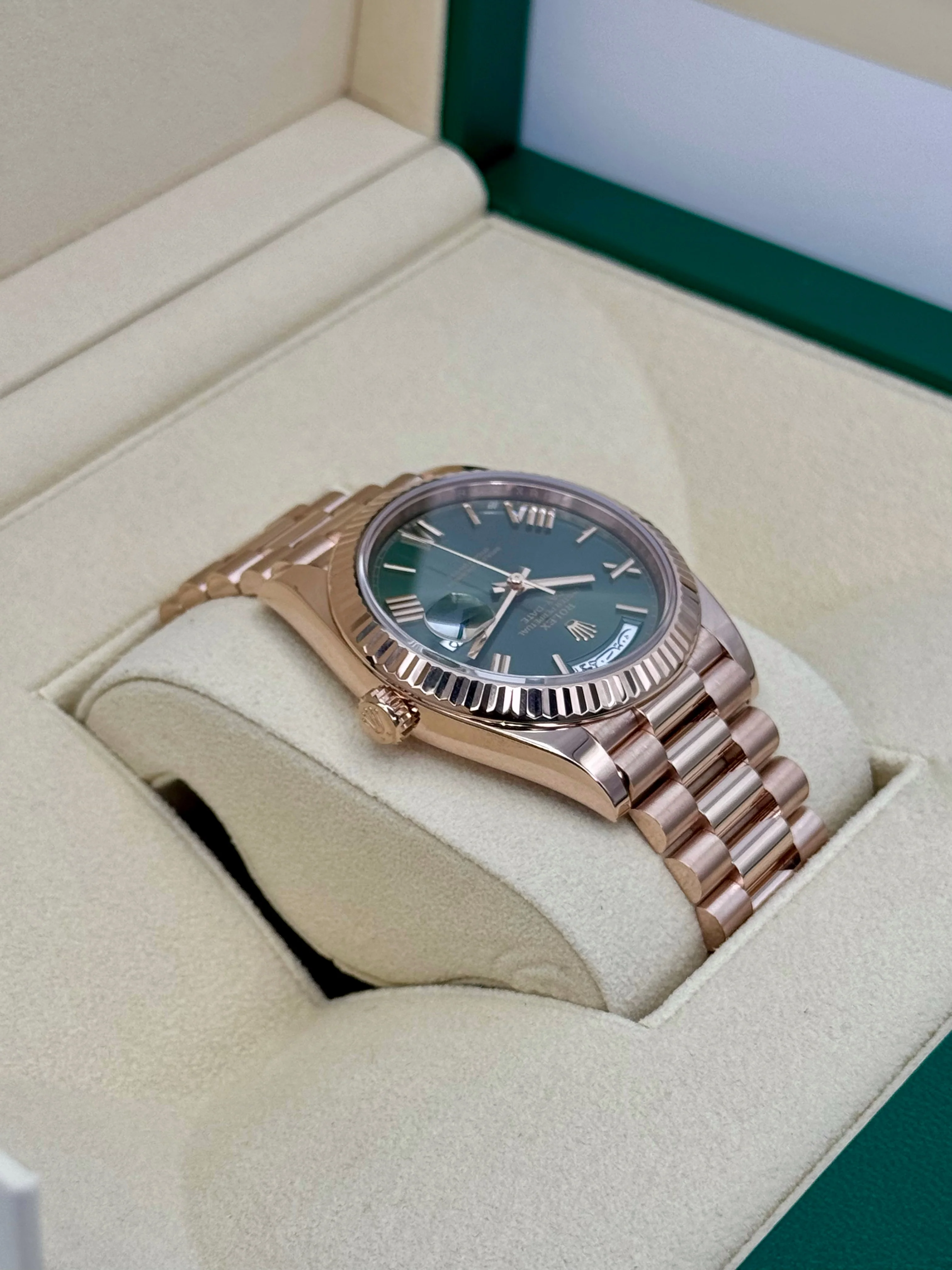 2022 Rolex Day-Date 40mm 228235 Rose Gold Olive Dial Arabic Calendar - Image 8