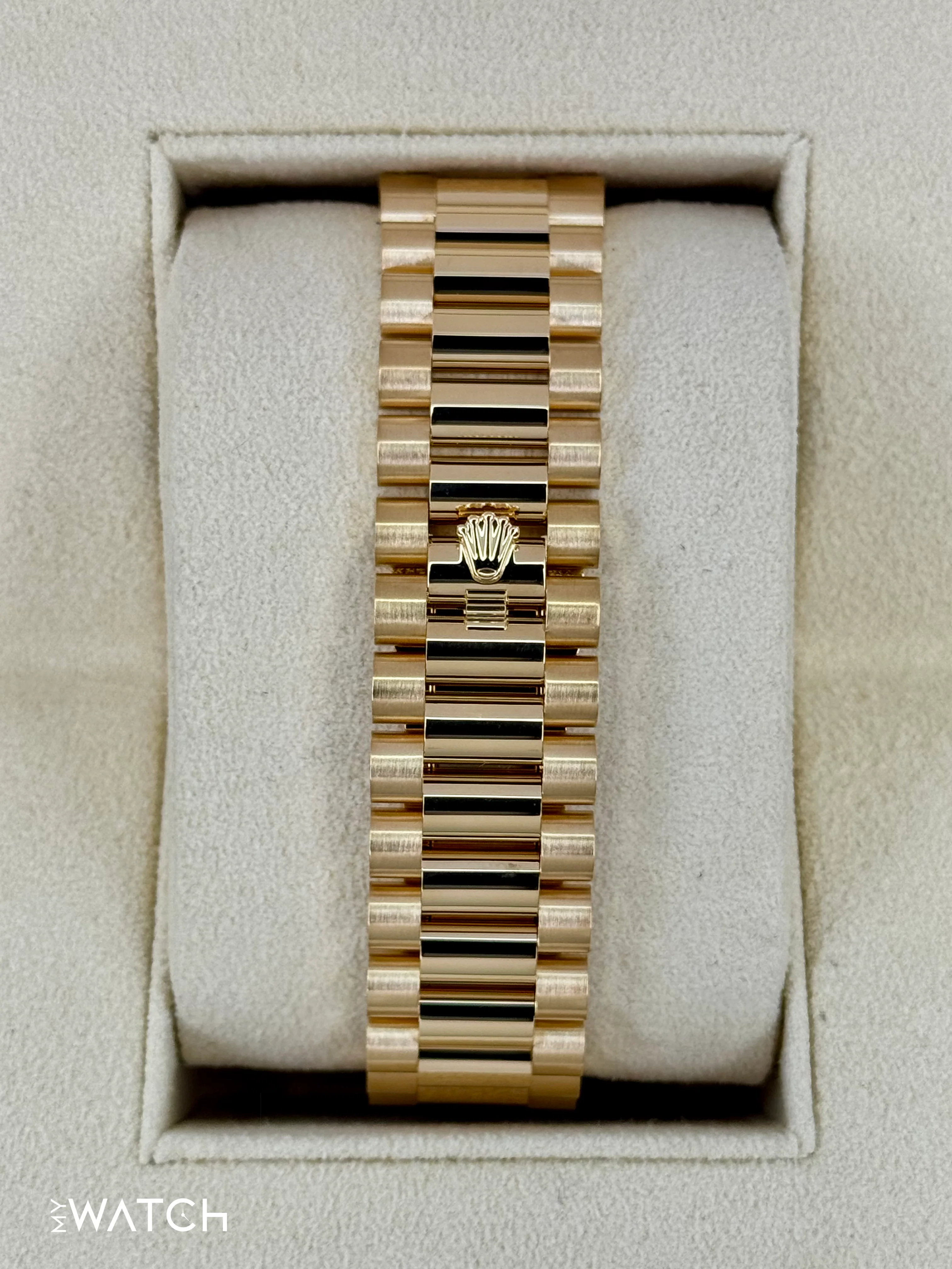 2022 Rolex Day-Date 40mm 228238 Presidential Champagne Dial - Image 2
