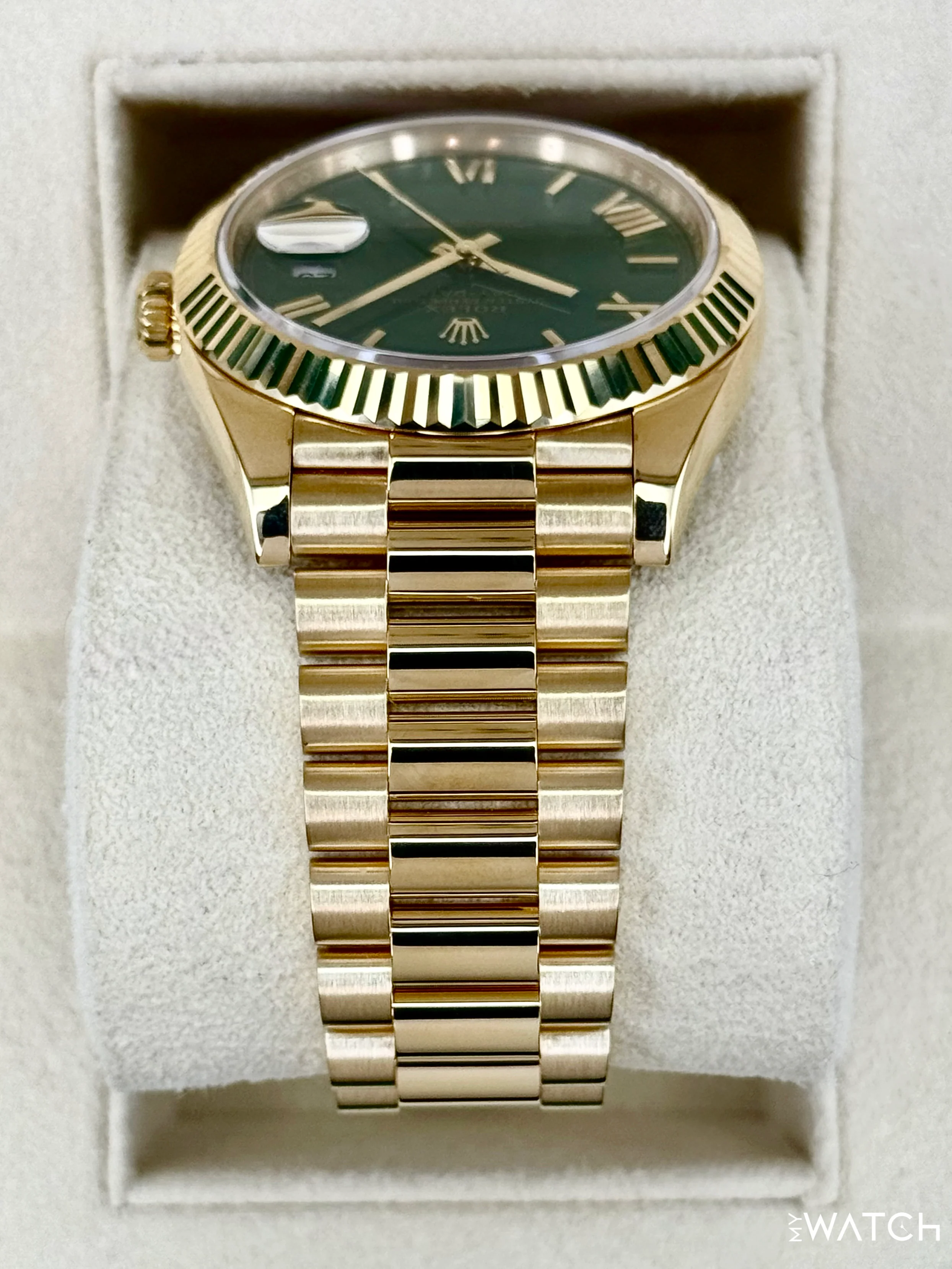 2022 Rolex Day-Date 40mm 228238 Presidential Green Dial - Image 4