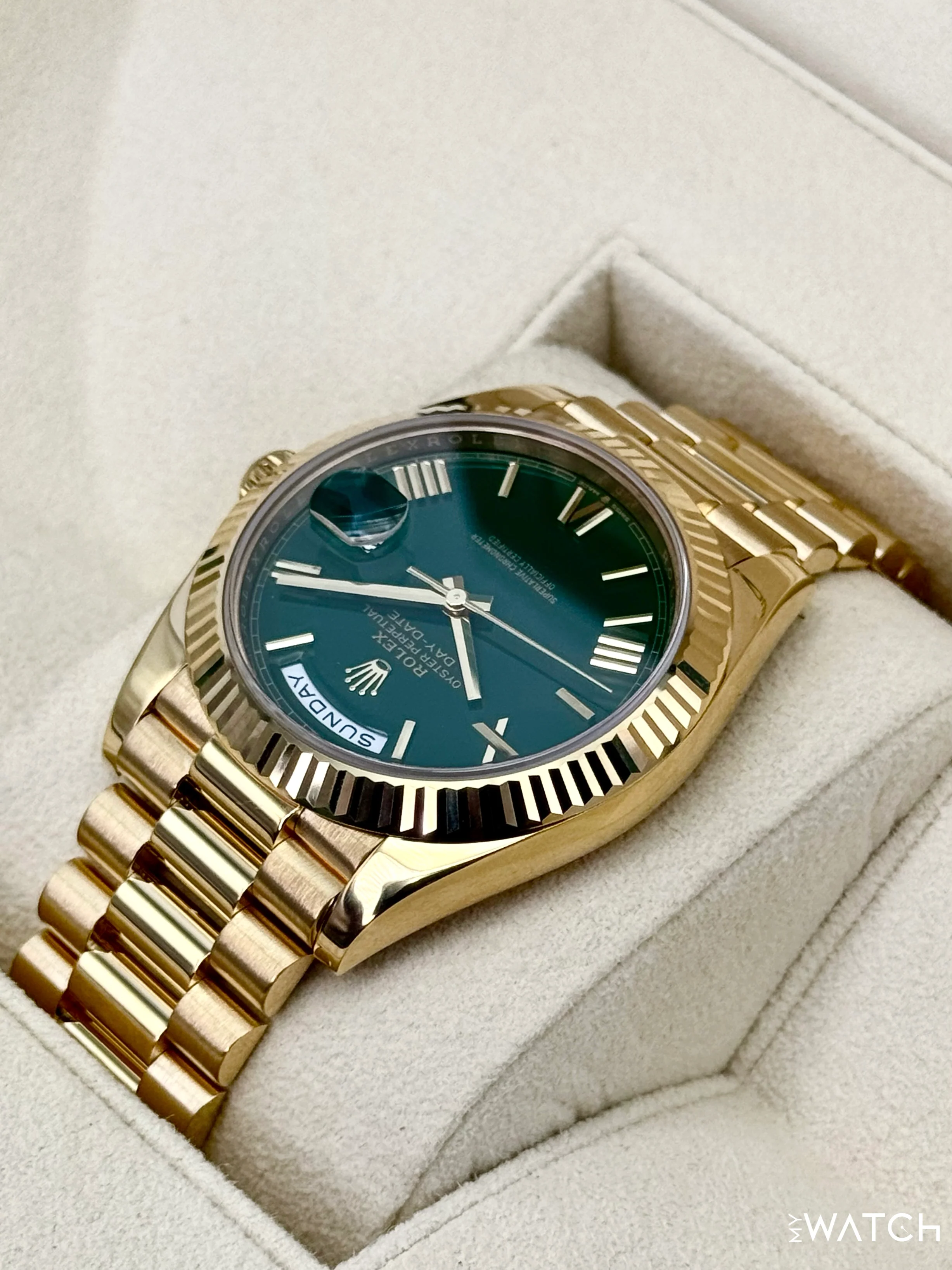 2022 Rolex Day-Date 40mm 228238 Presidential Green Dial - Image 7