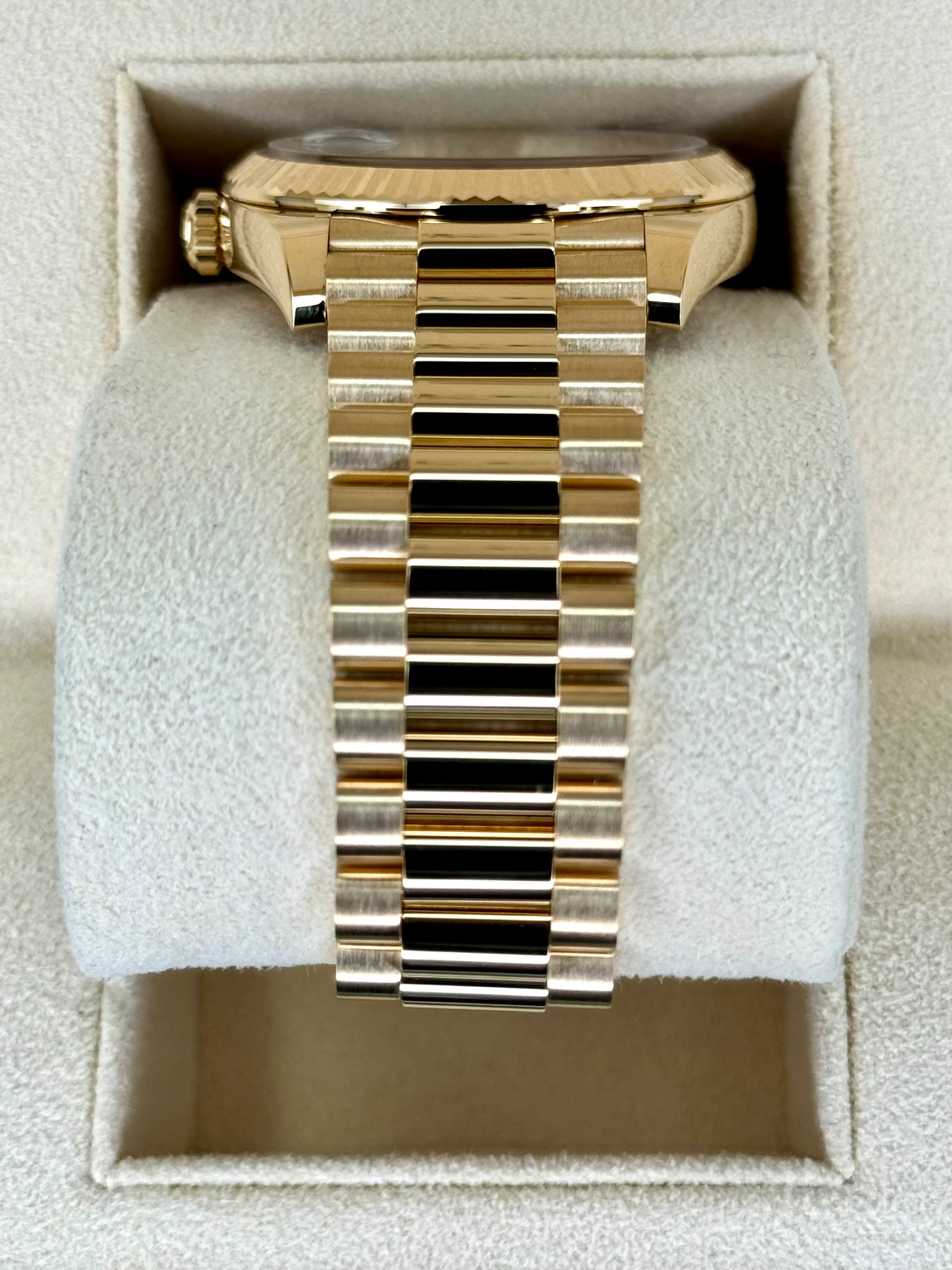 2022 Rolex Day-Date 40mm 228238 Presidential White Dial - Image 4