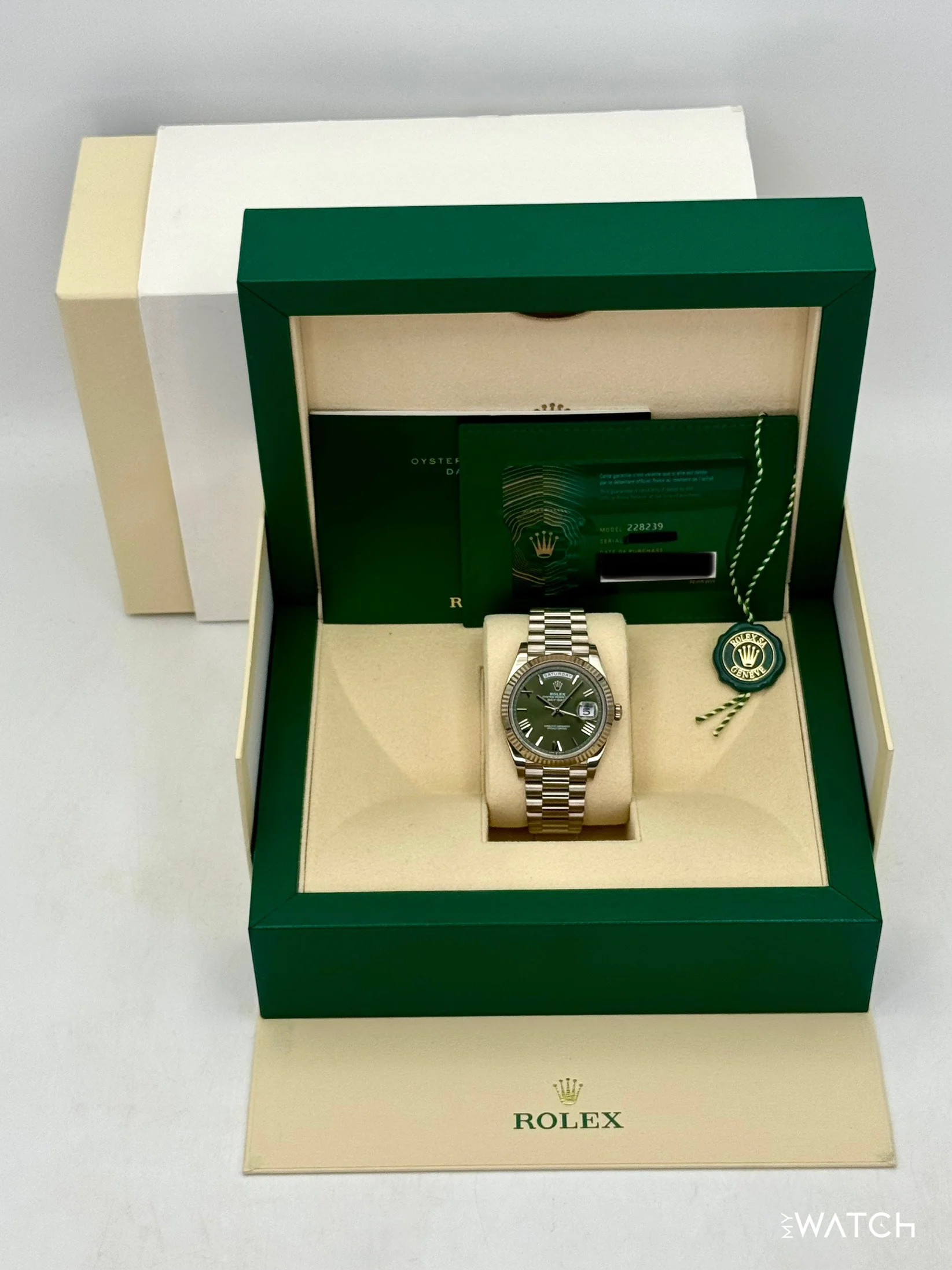 2022 Rolex Day-Date 40mm 228239 Presidential 18kt White Gold Olive Dial - Image 9