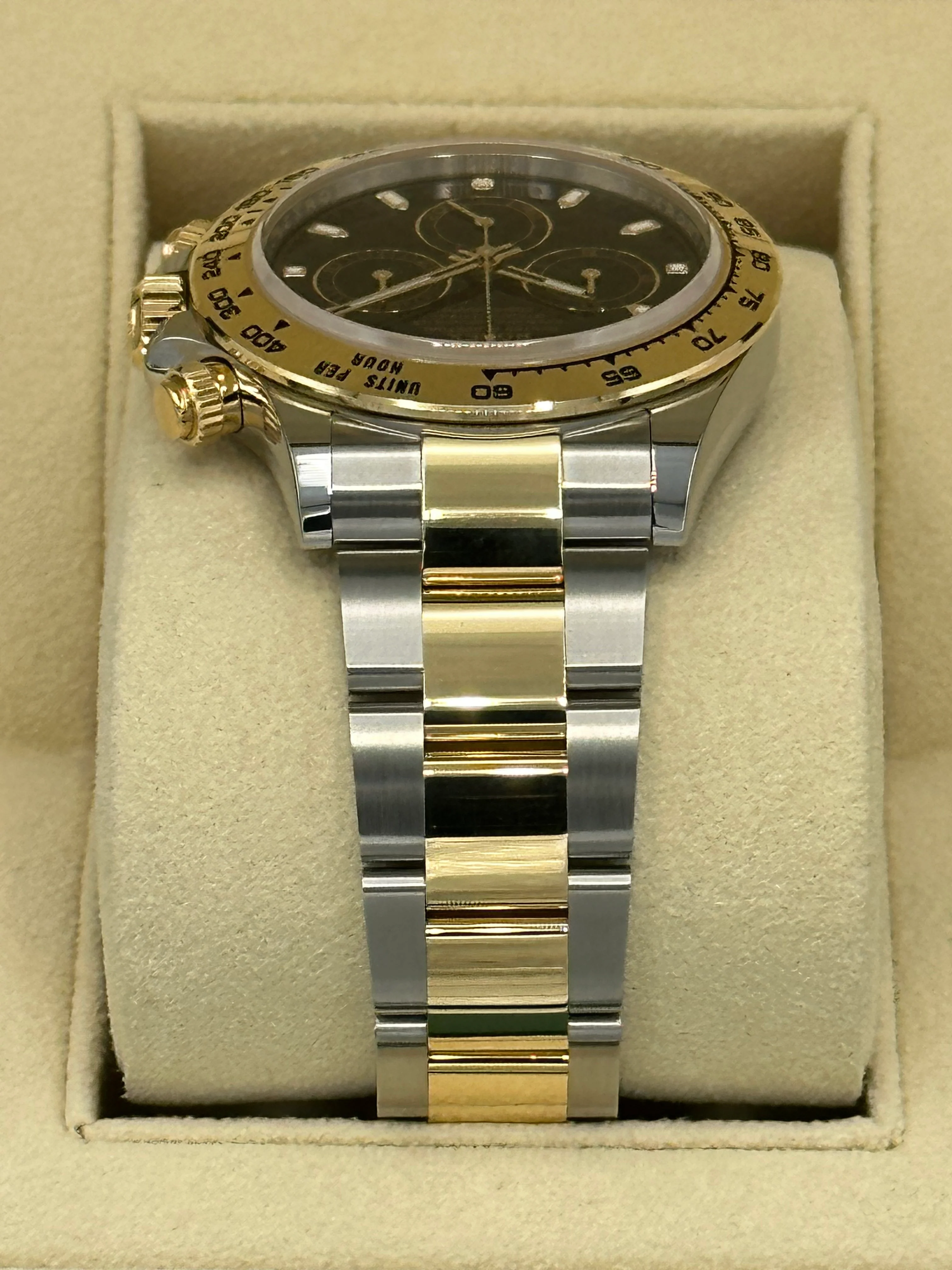 2022 Rolex Daytona 40mm 116503 Two-Tone Black Dial - Image 4