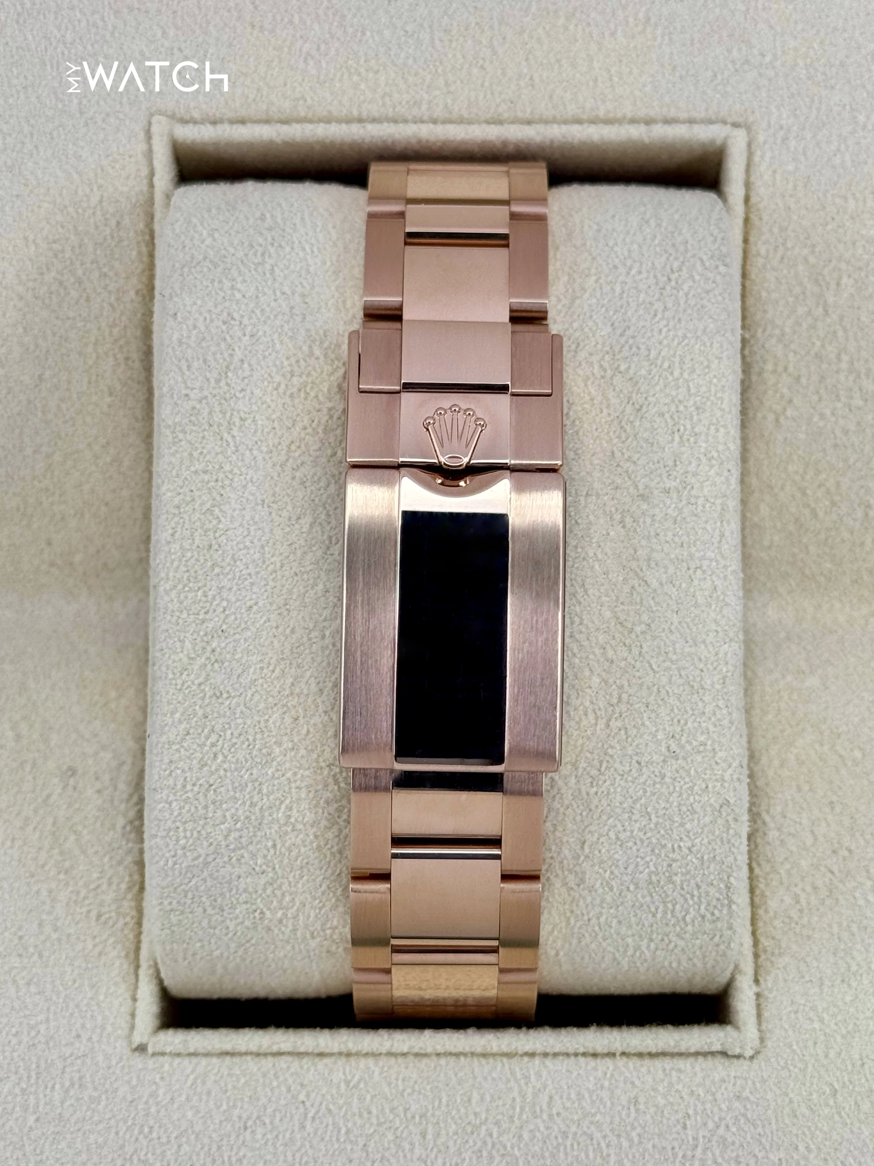2022 Rolex Daytona 40mm 116505 Rose Gold Sundust Diamond Baguette Dial - Image 2